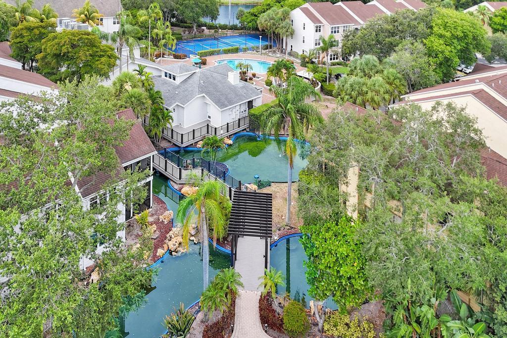 2301 N Congress Avenue 27