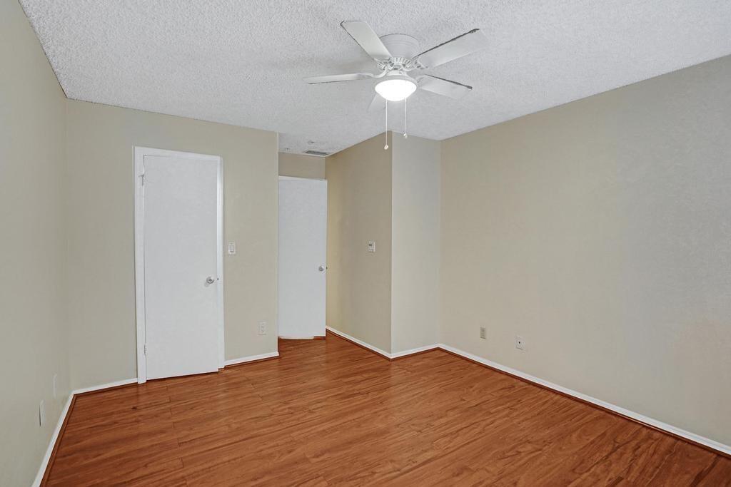 2301 N Congress Avenue 27