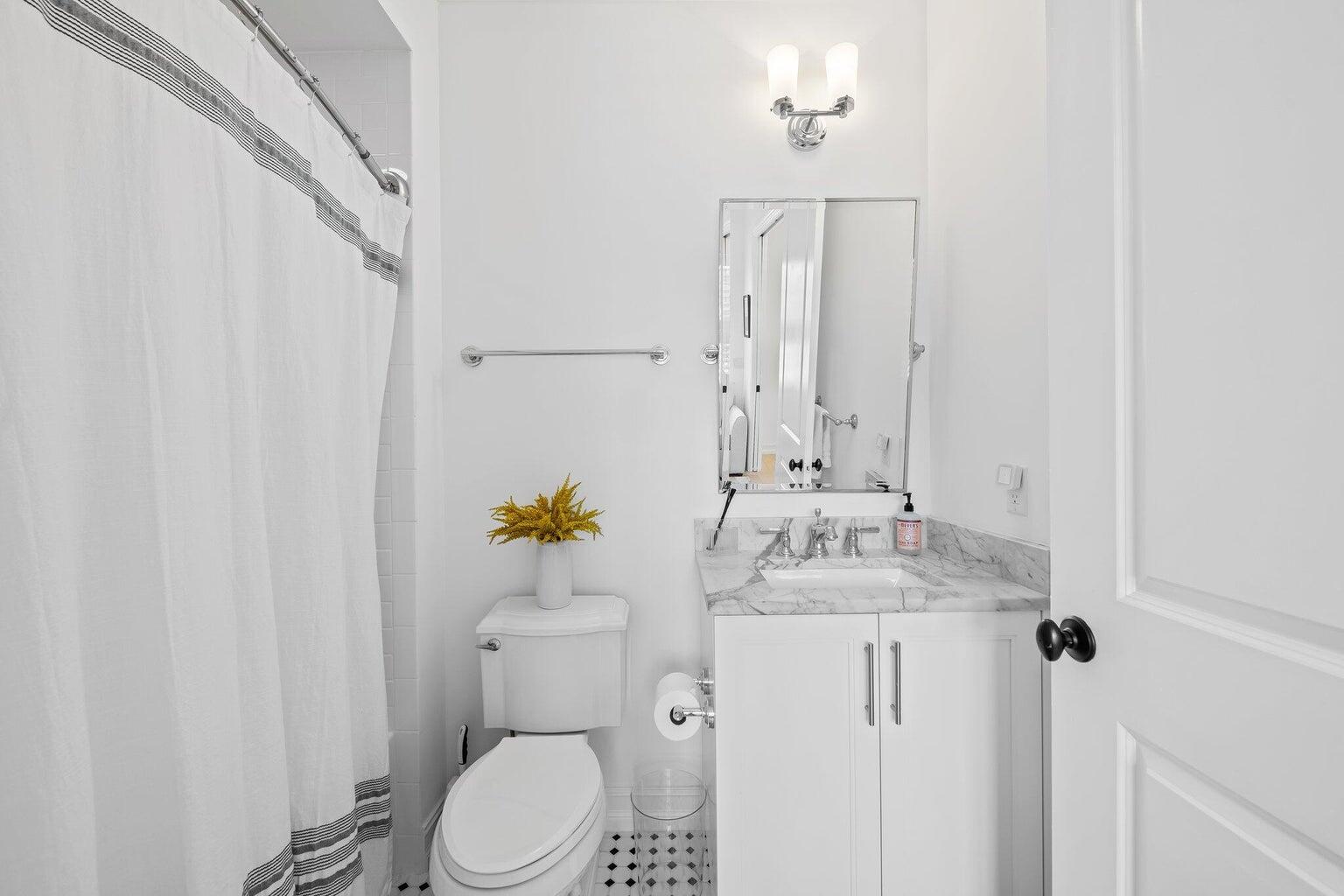 373 E Cannery Row Circle