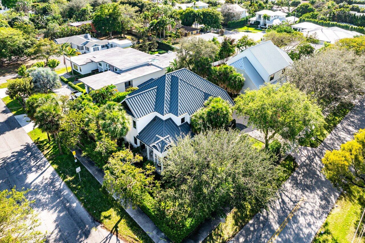 6 NW 11th Street
