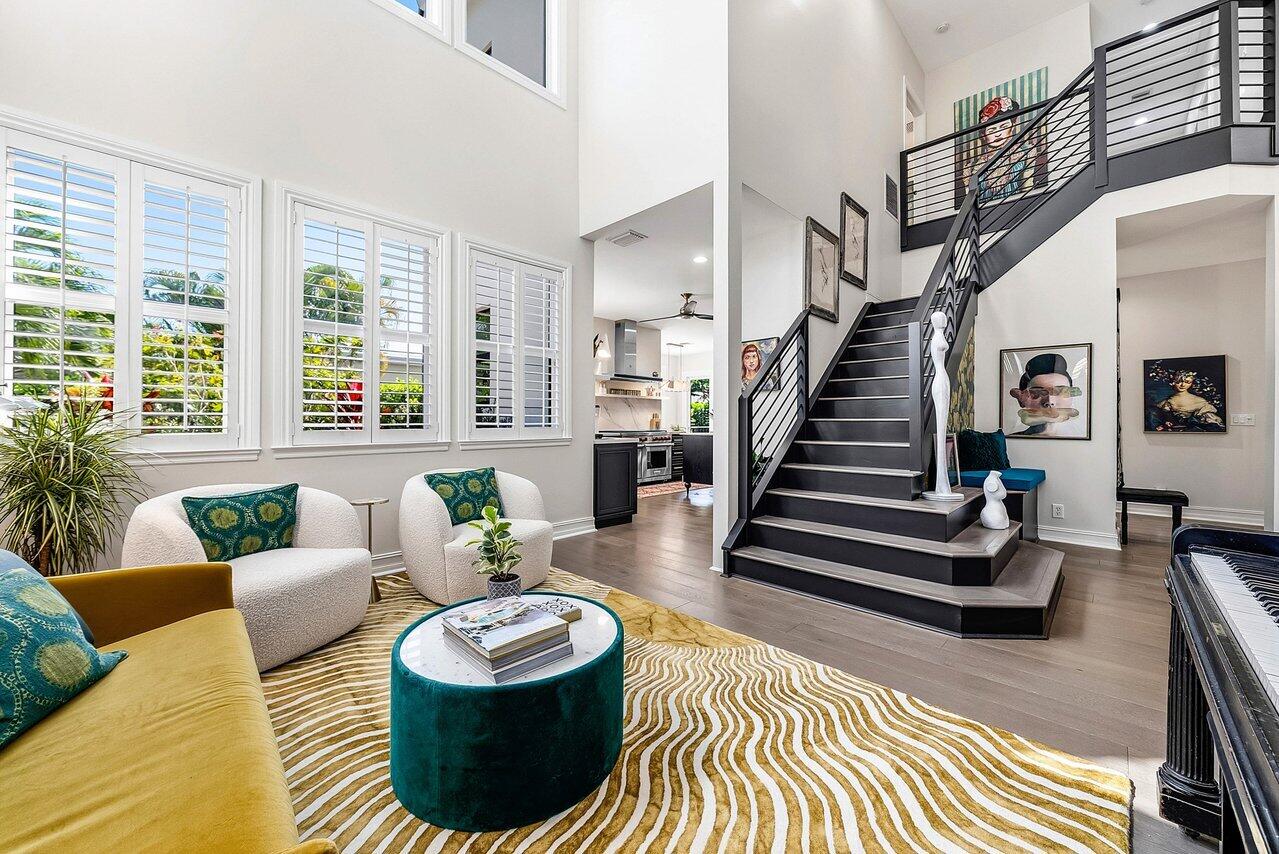 6 NW 11th Street