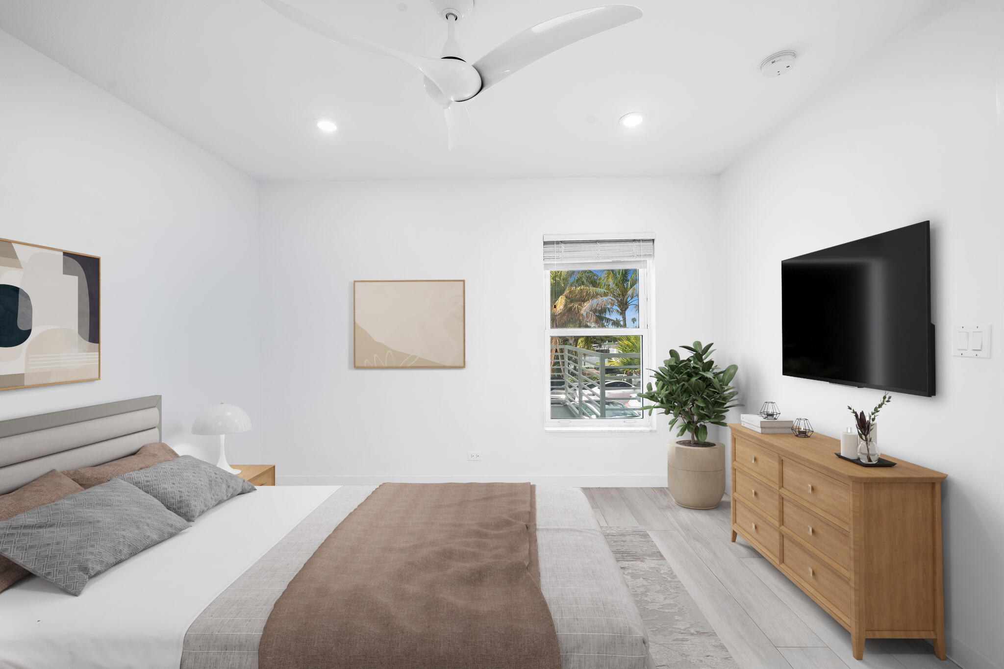 1041 Hillsboro Mile 11