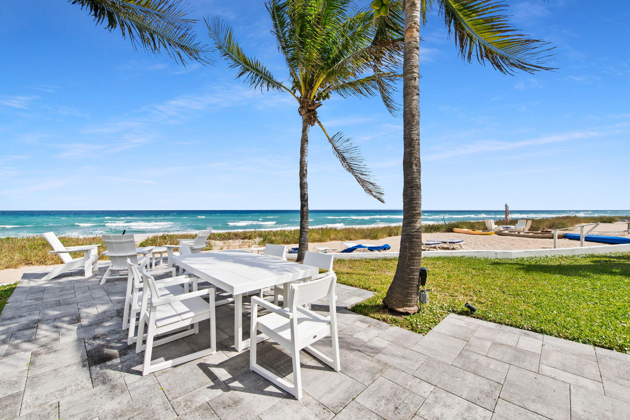 1041 Hillsboro Mile 11