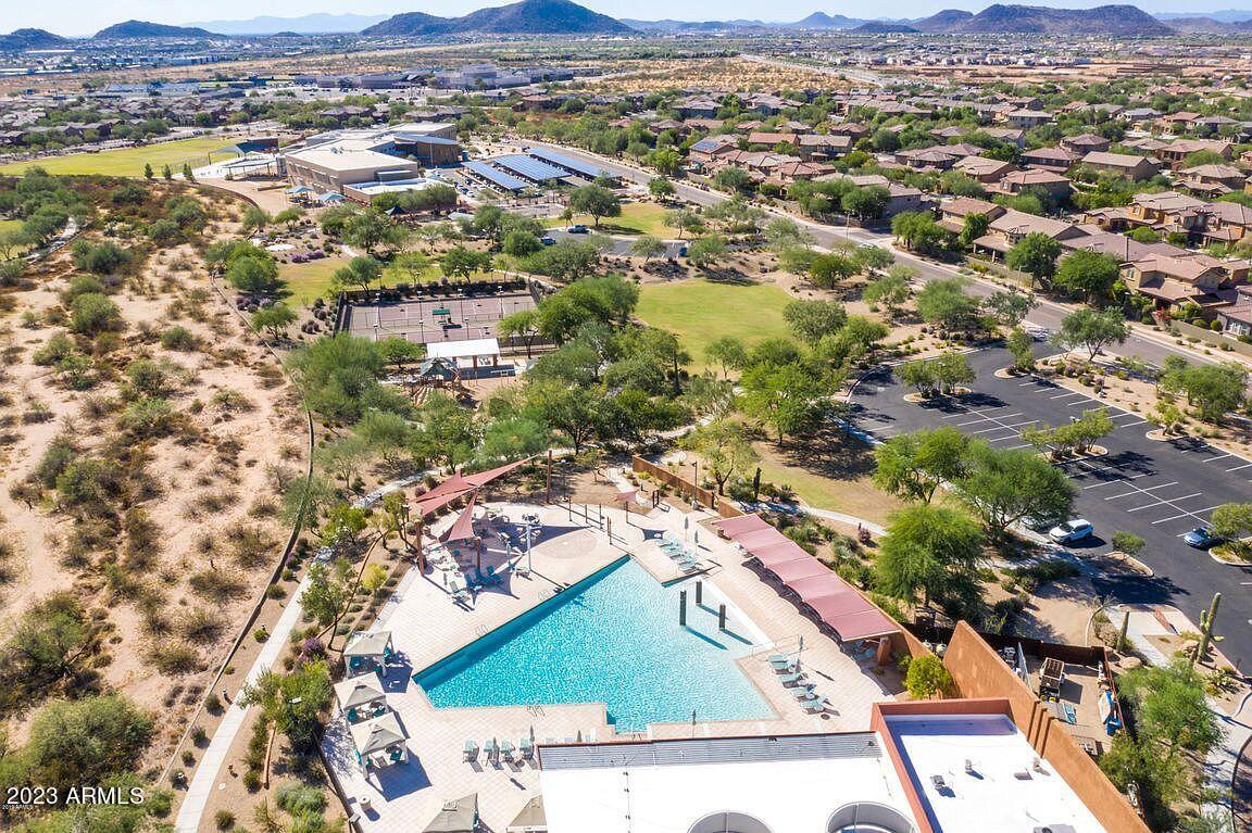 3967 E CAT BALUE Drive