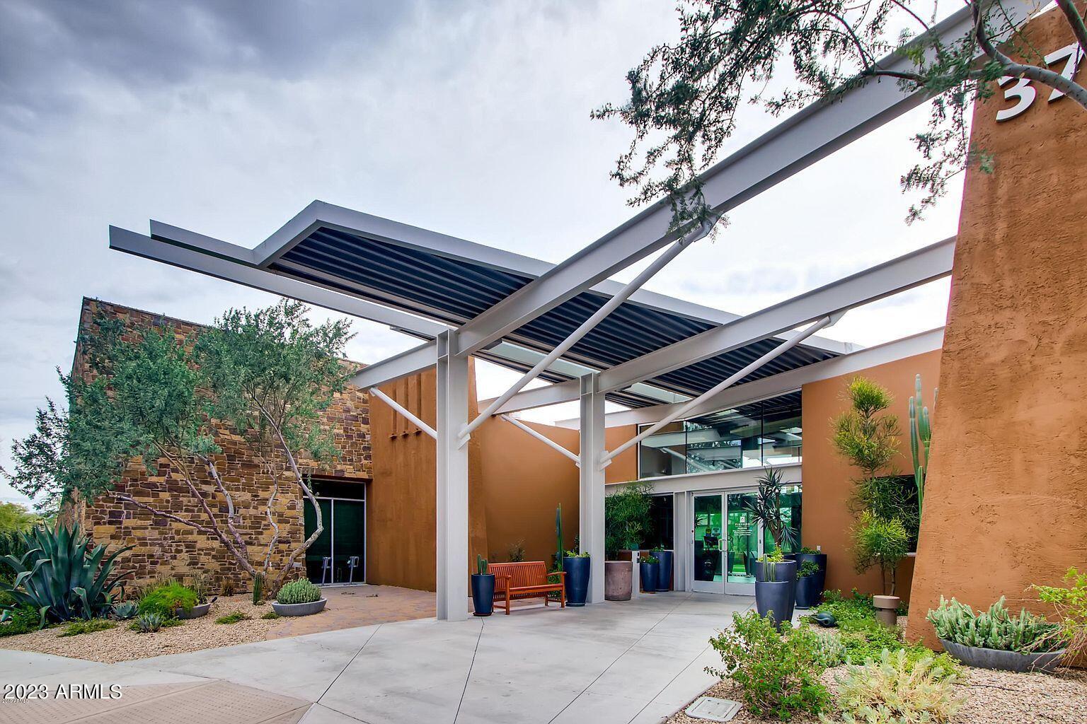 3967 E CAT BALUE Drive