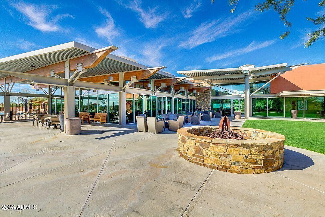 3967 E CAT BALUE Drive