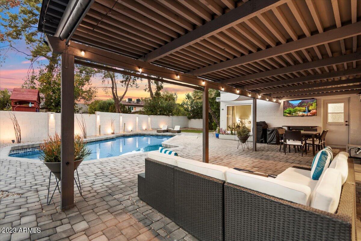 2450 S GAUCHO --