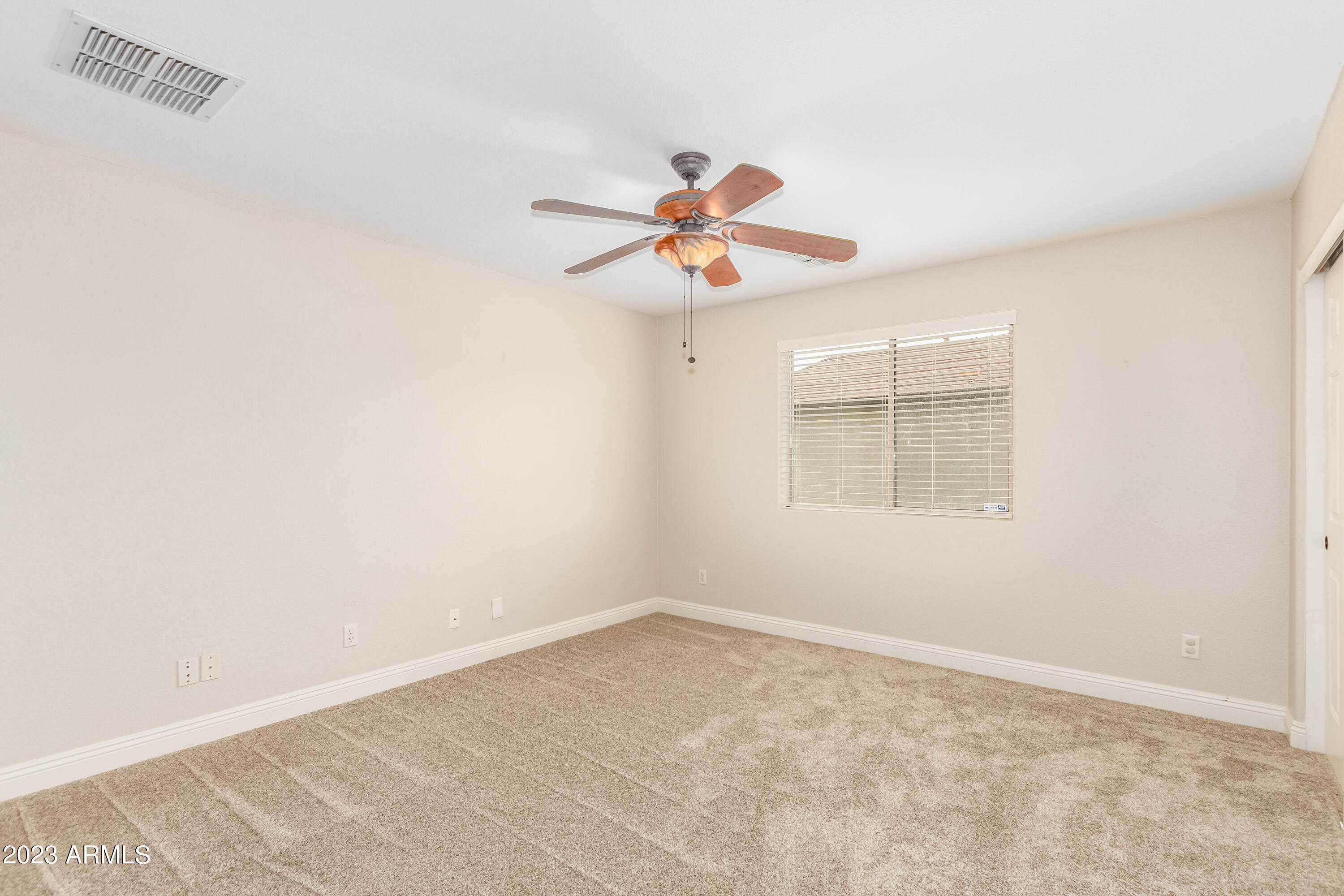 3163 E BUENA VISTA Drive