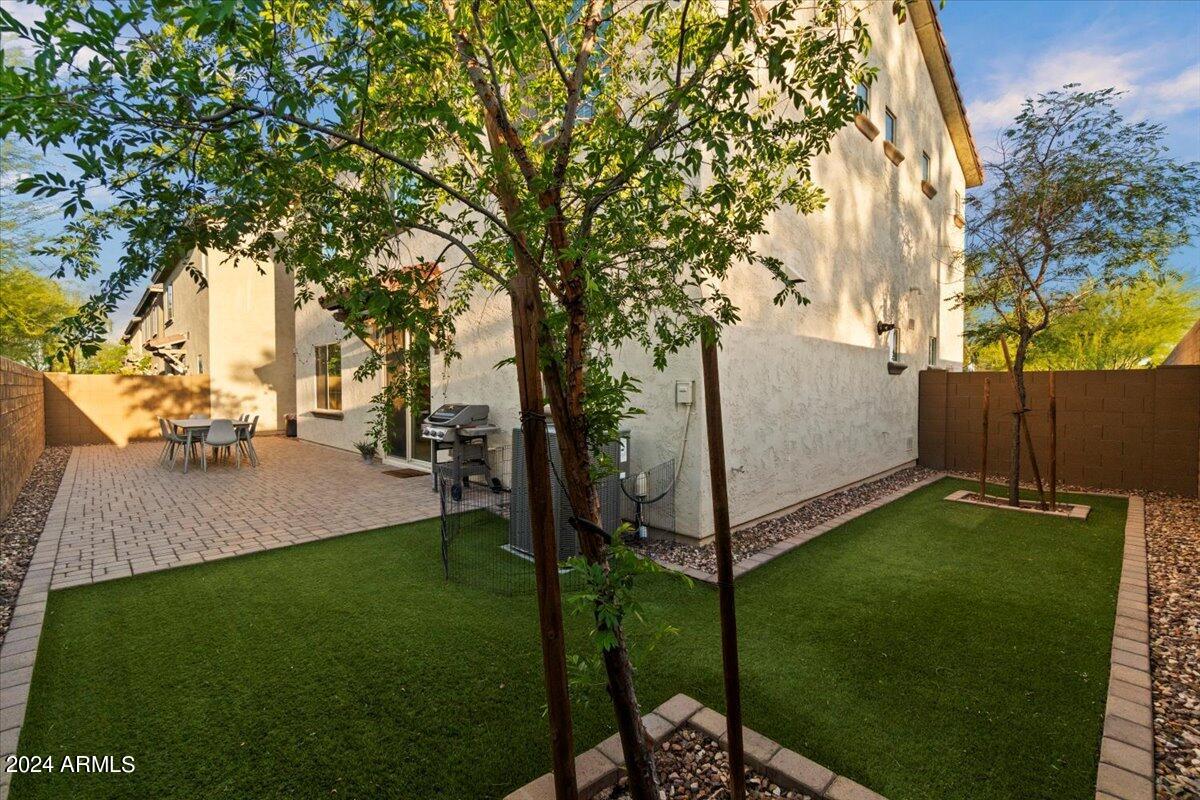 202 E Brinley Drive
