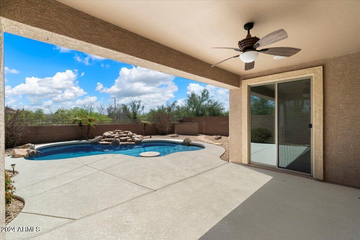 23111 N 43rd Place