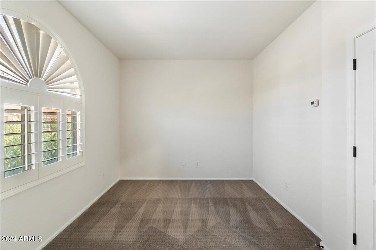 23111 N 43rd Place