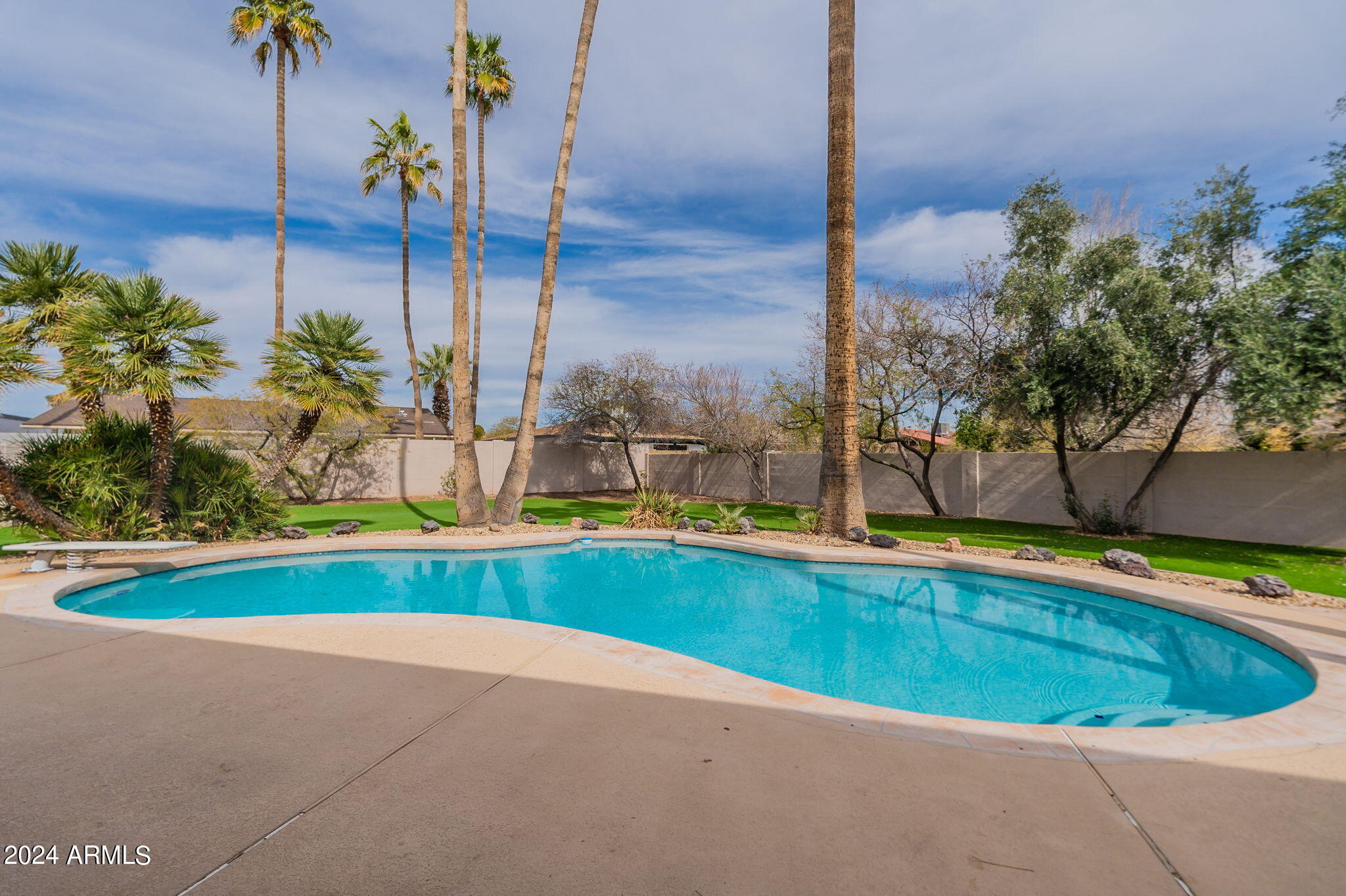 1665 S CHOLLA --