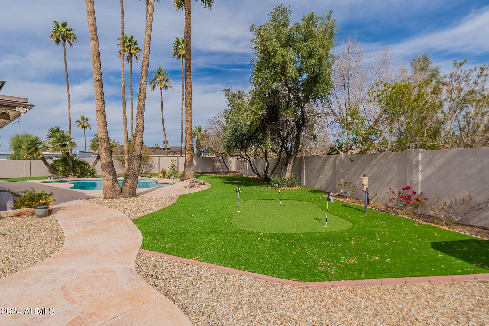 1665 S CHOLLA --