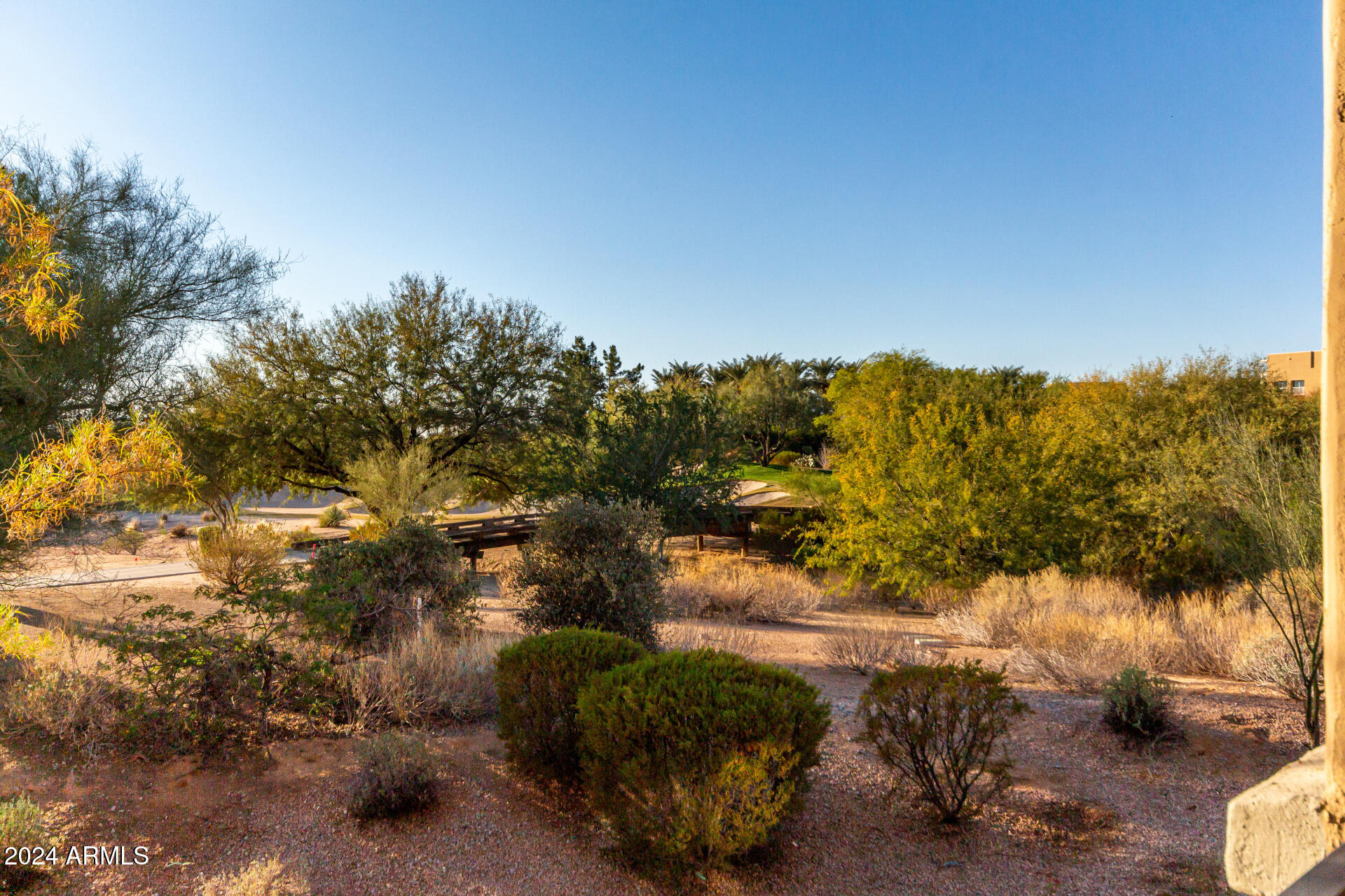 21320 N 56TH Street, 1094
