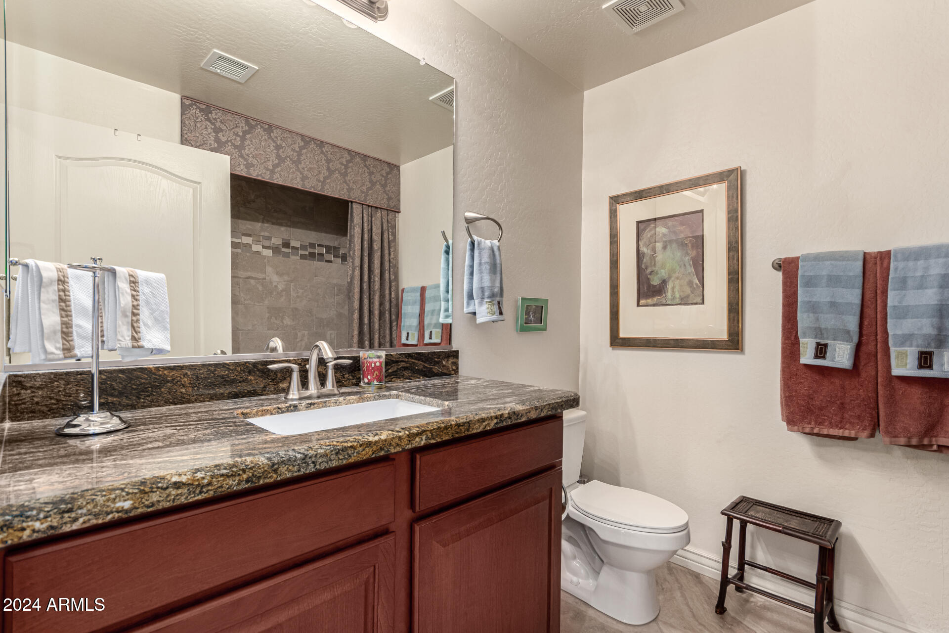 21320 N 56TH Street, 1094