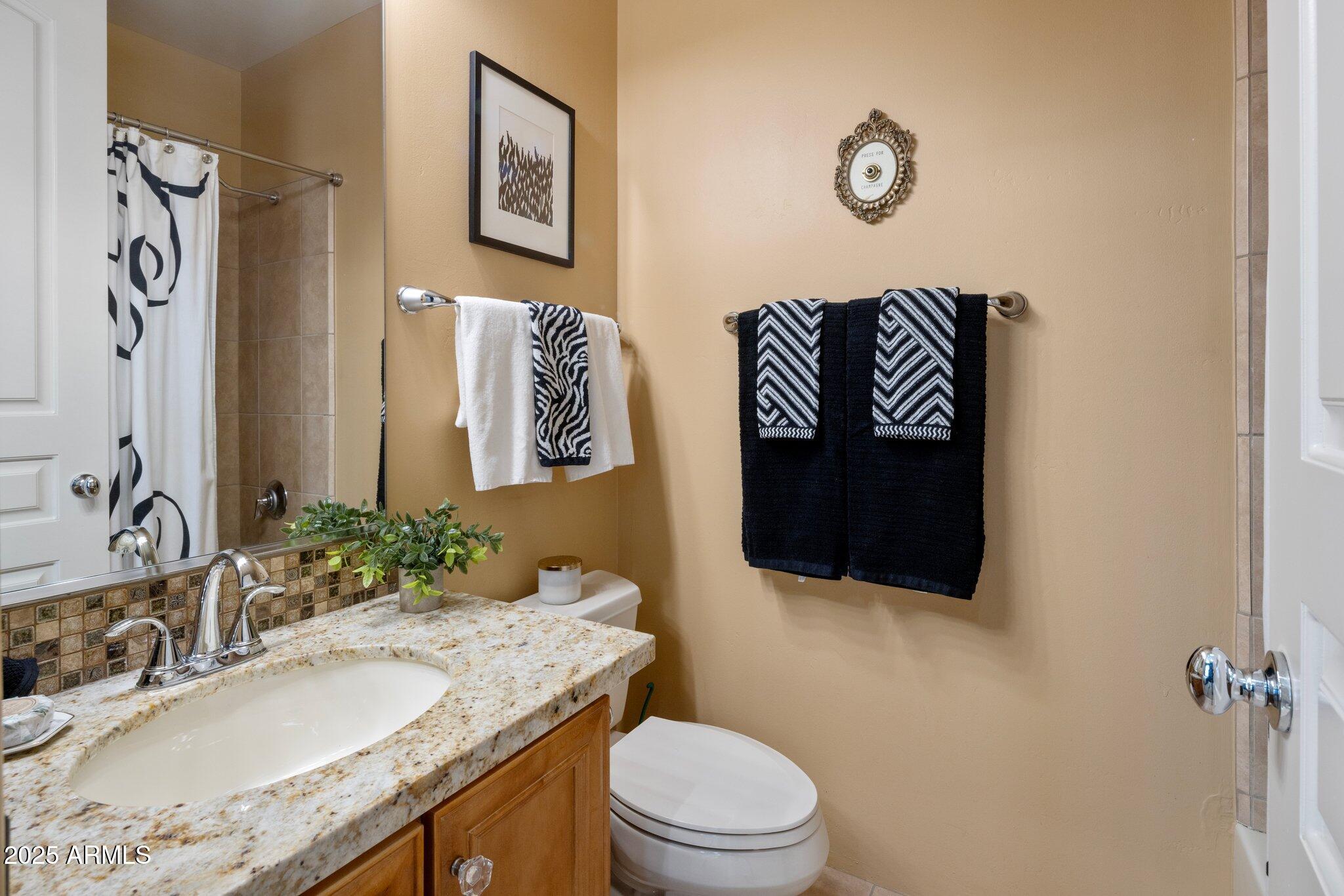 10886 E LUDLOW Drive, Scottsdale