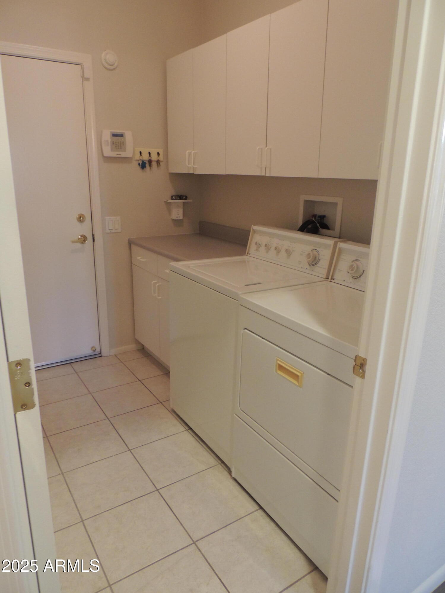 15104 W PINEHURST Lane W