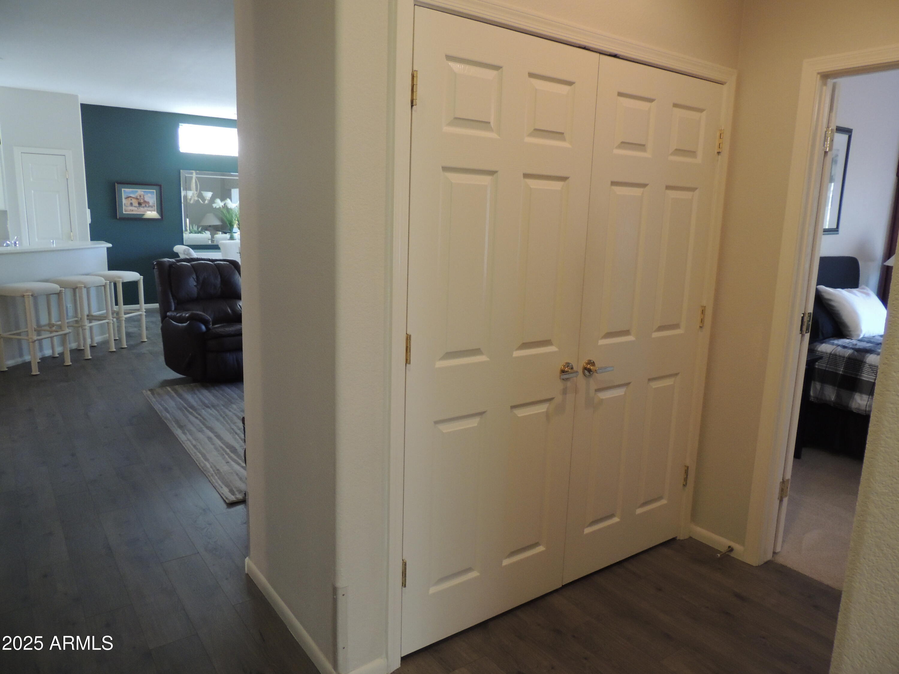 15104 W PINEHURST Lane W