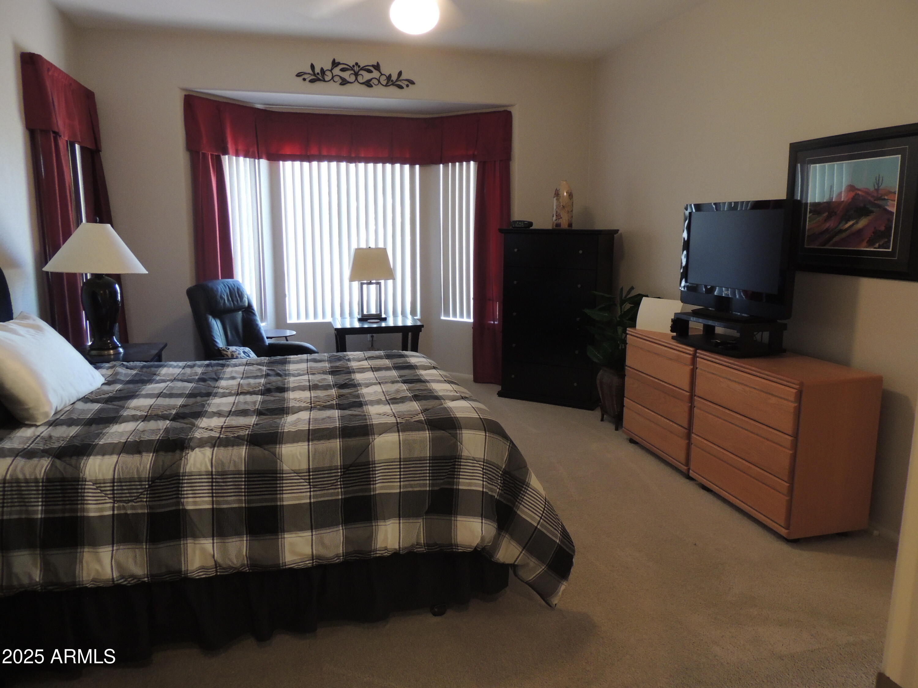 15104 W PINEHURST Lane W