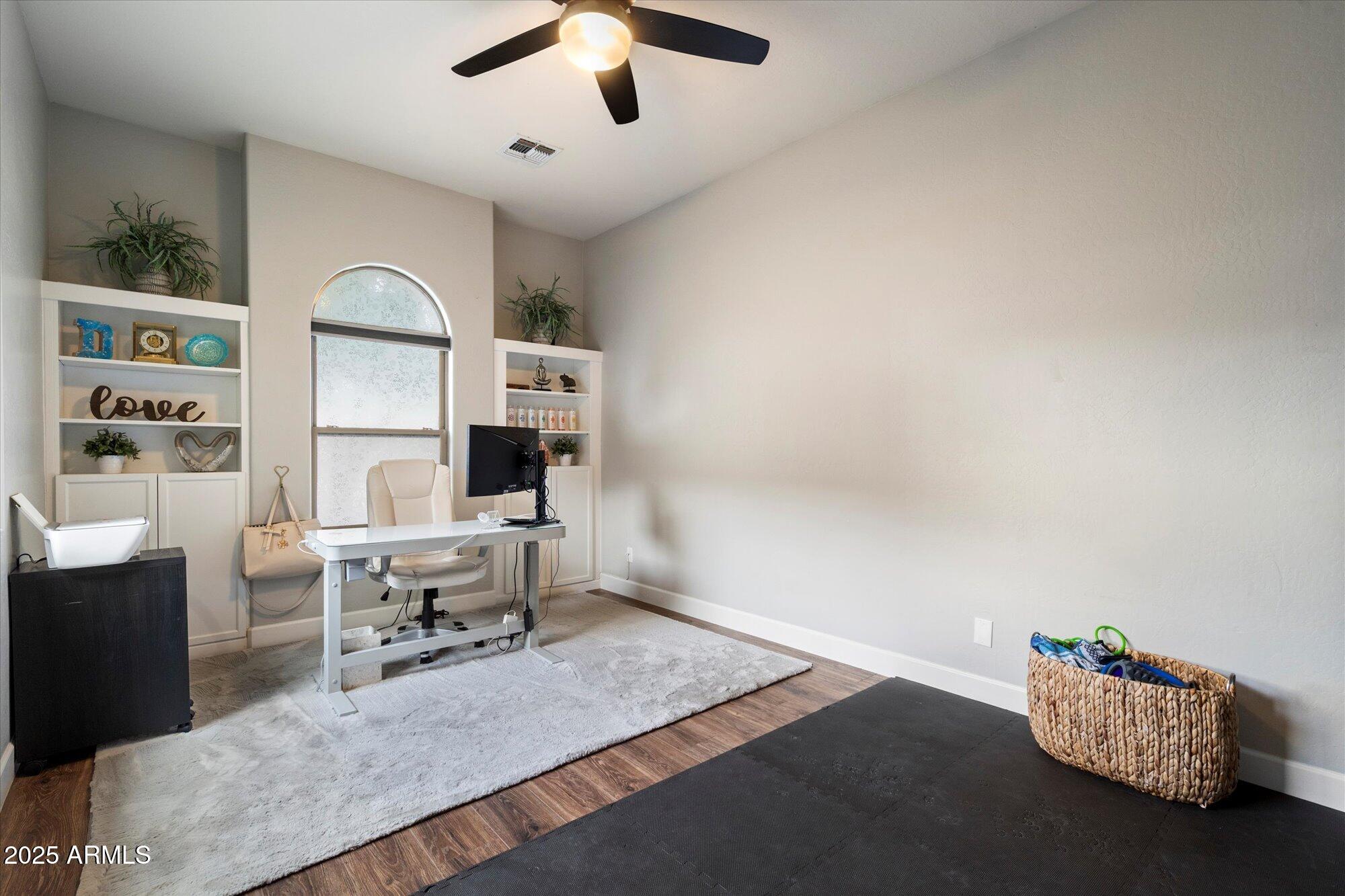 3841 E PATRICK Lane