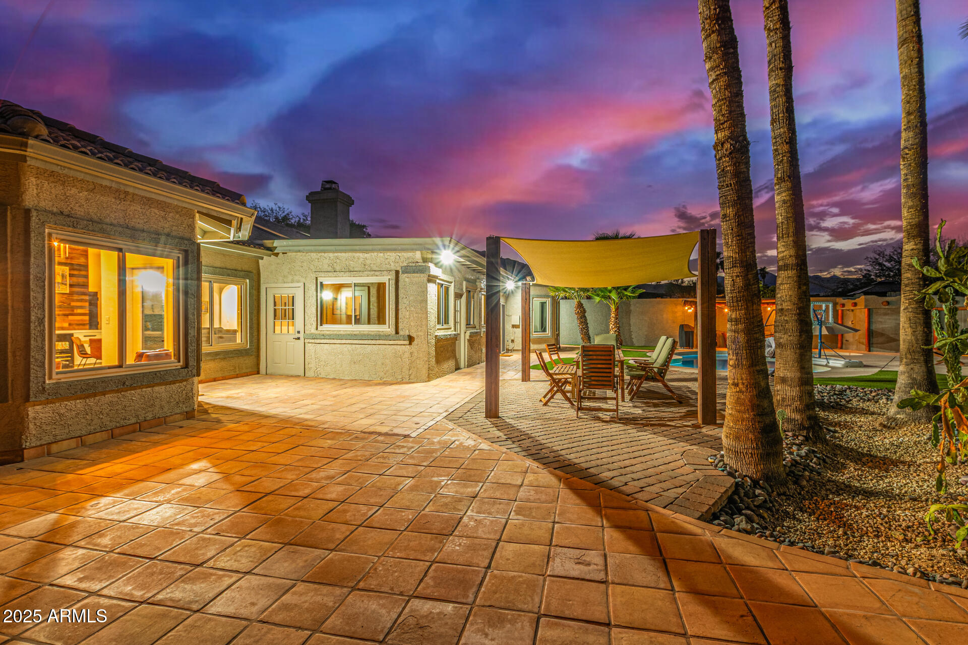 16604 E FAIRFAX Drive