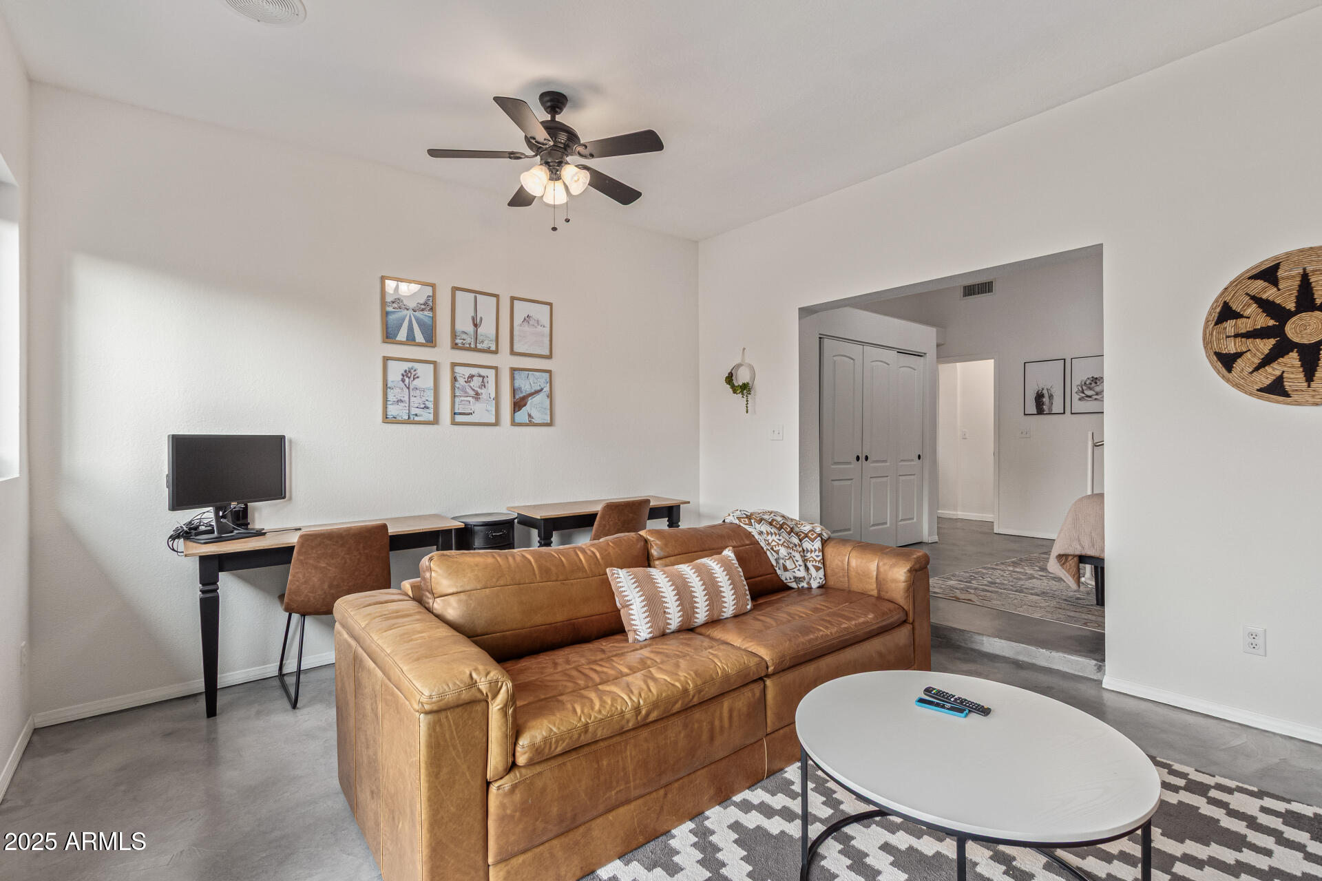 16604 E FAIRFAX Drive