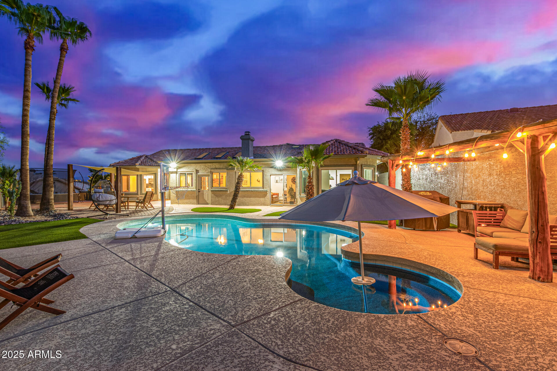 16604 E FAIRFAX Drive