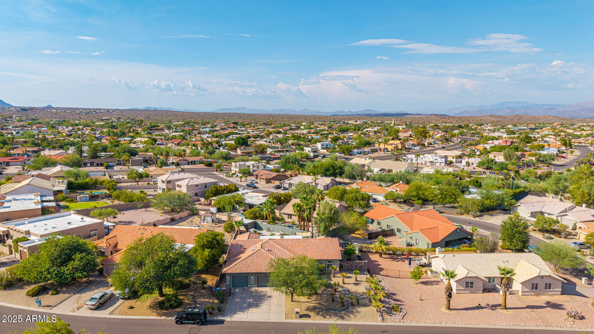 16604 E FAIRFAX Drive