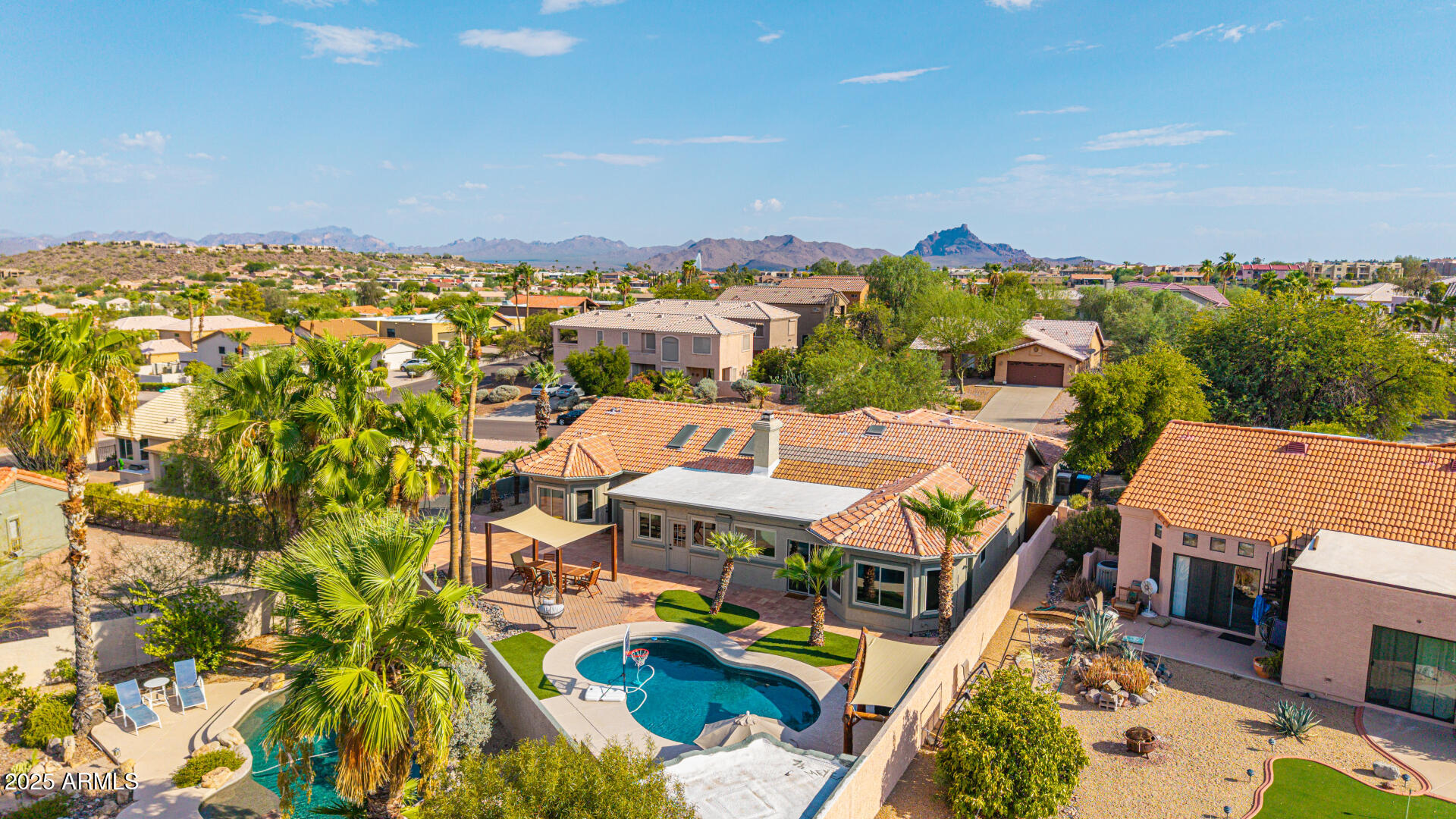 16604 E FAIRFAX Drive