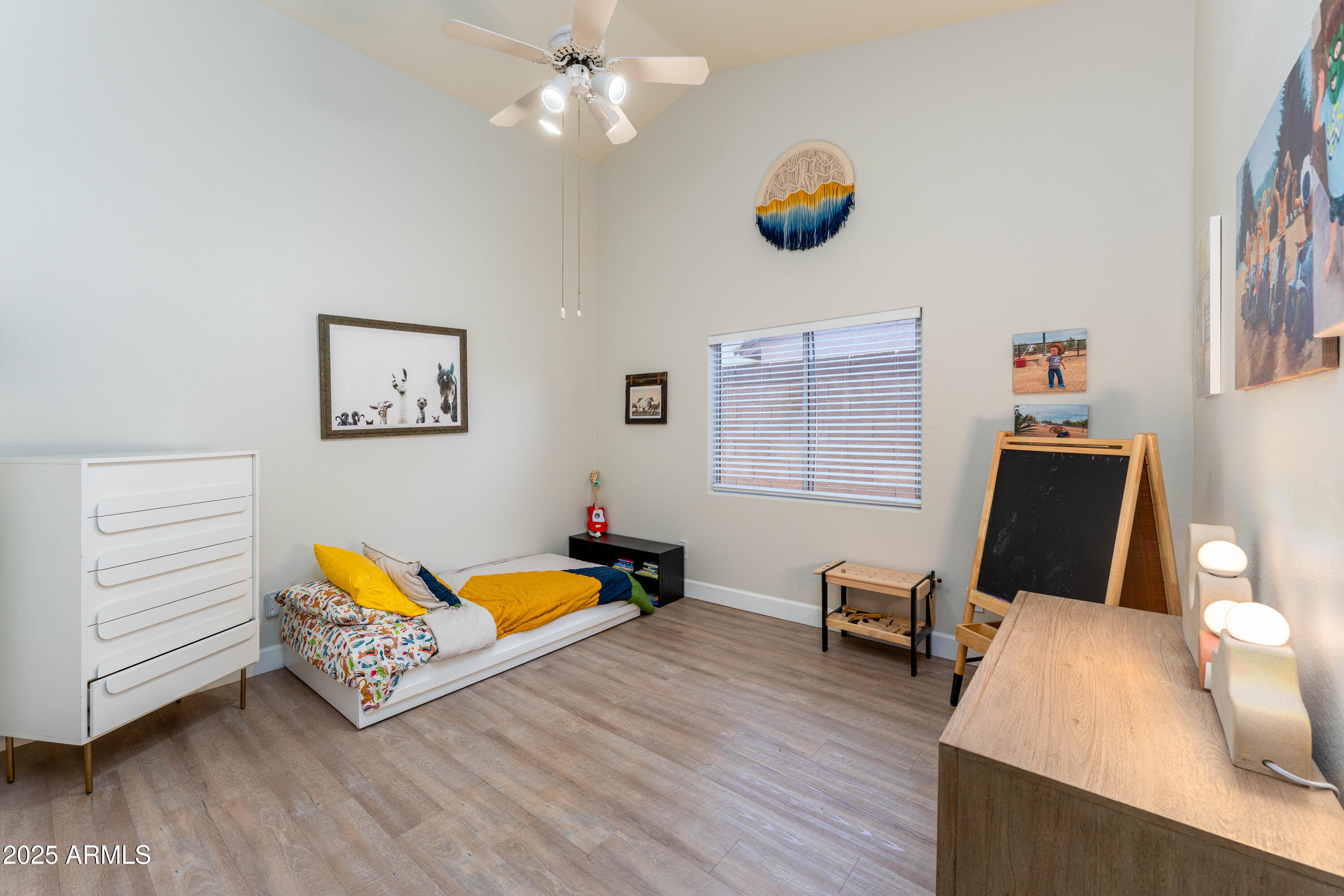 4630 E Via Dona Road