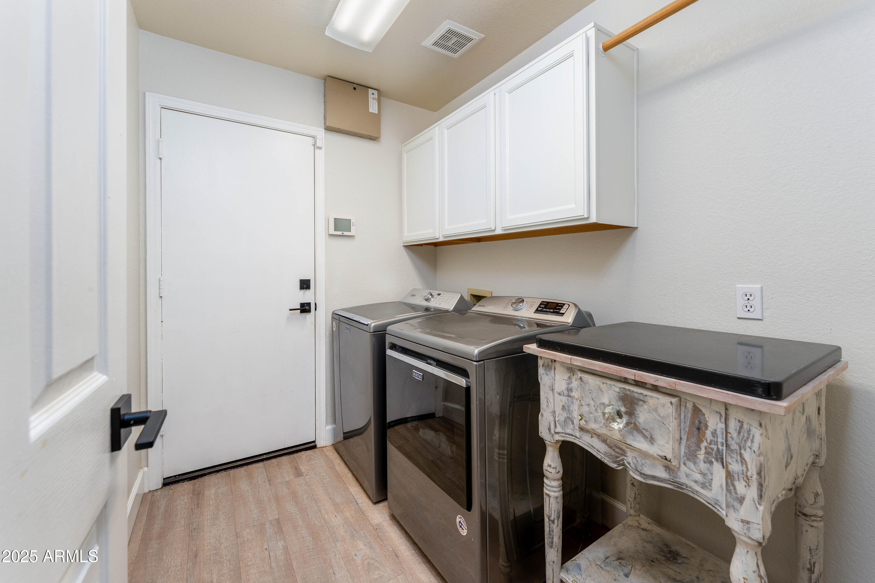 4630 E Via Dona Road