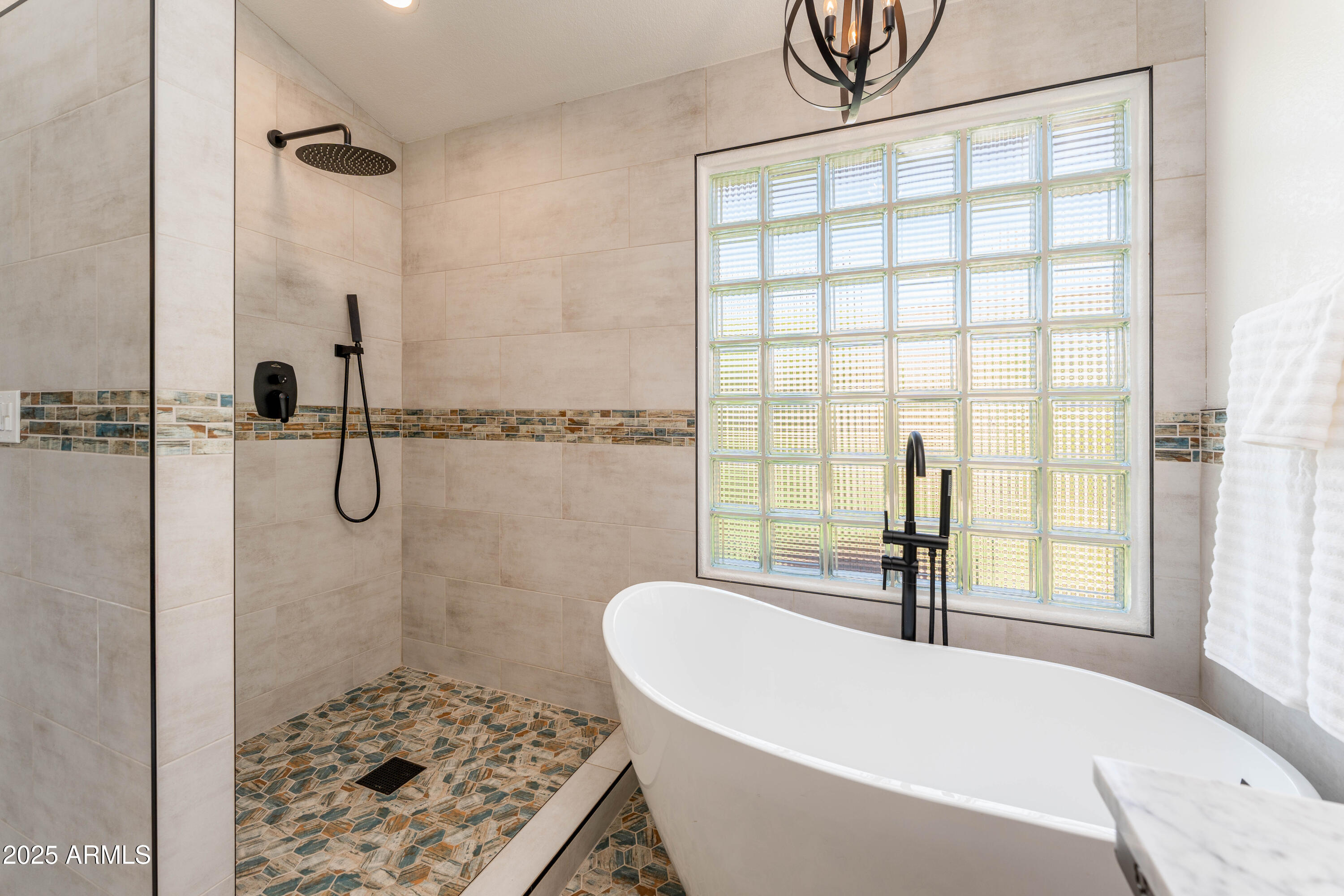 4630 E Via Dona Road