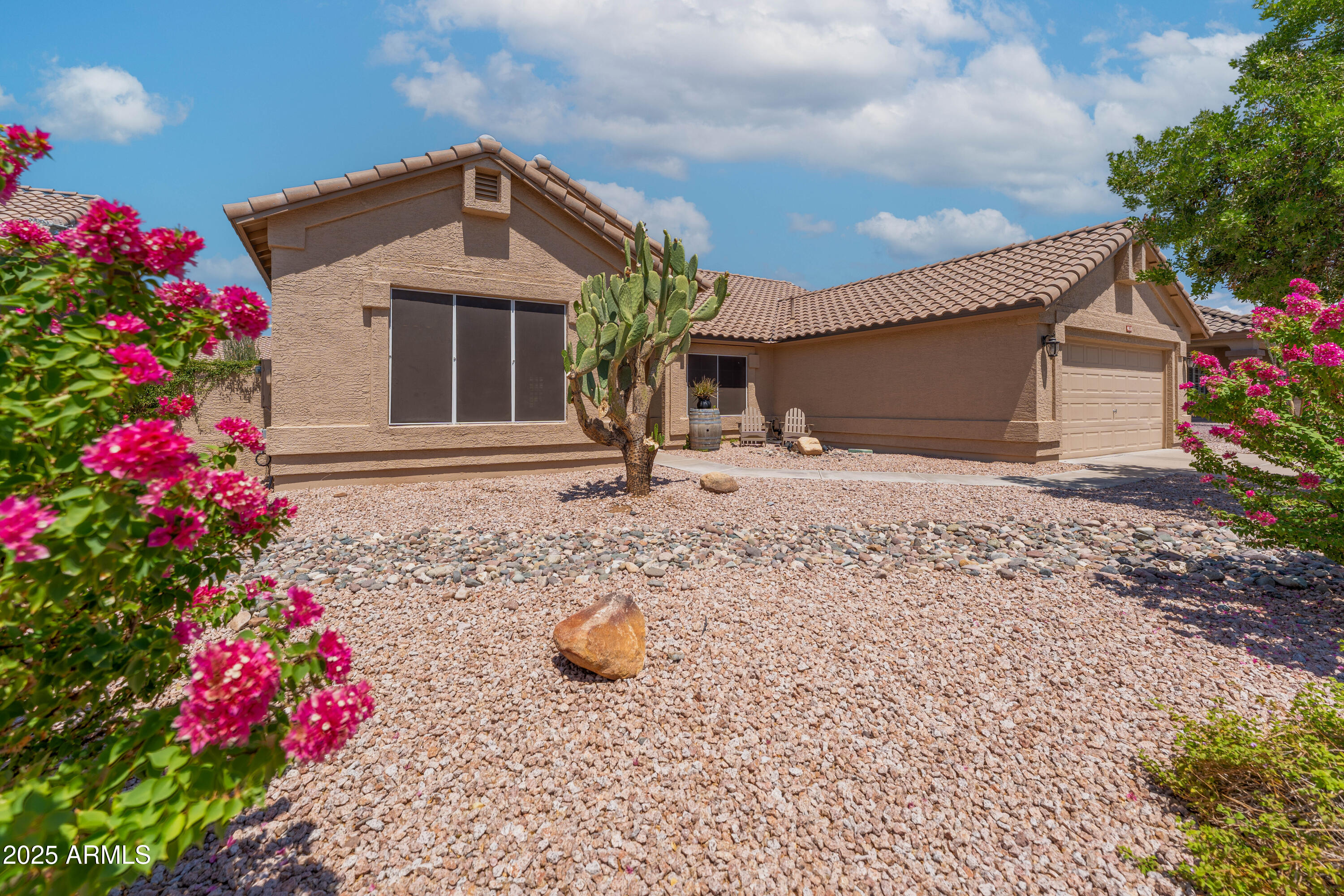 4630 E Via Dona Road