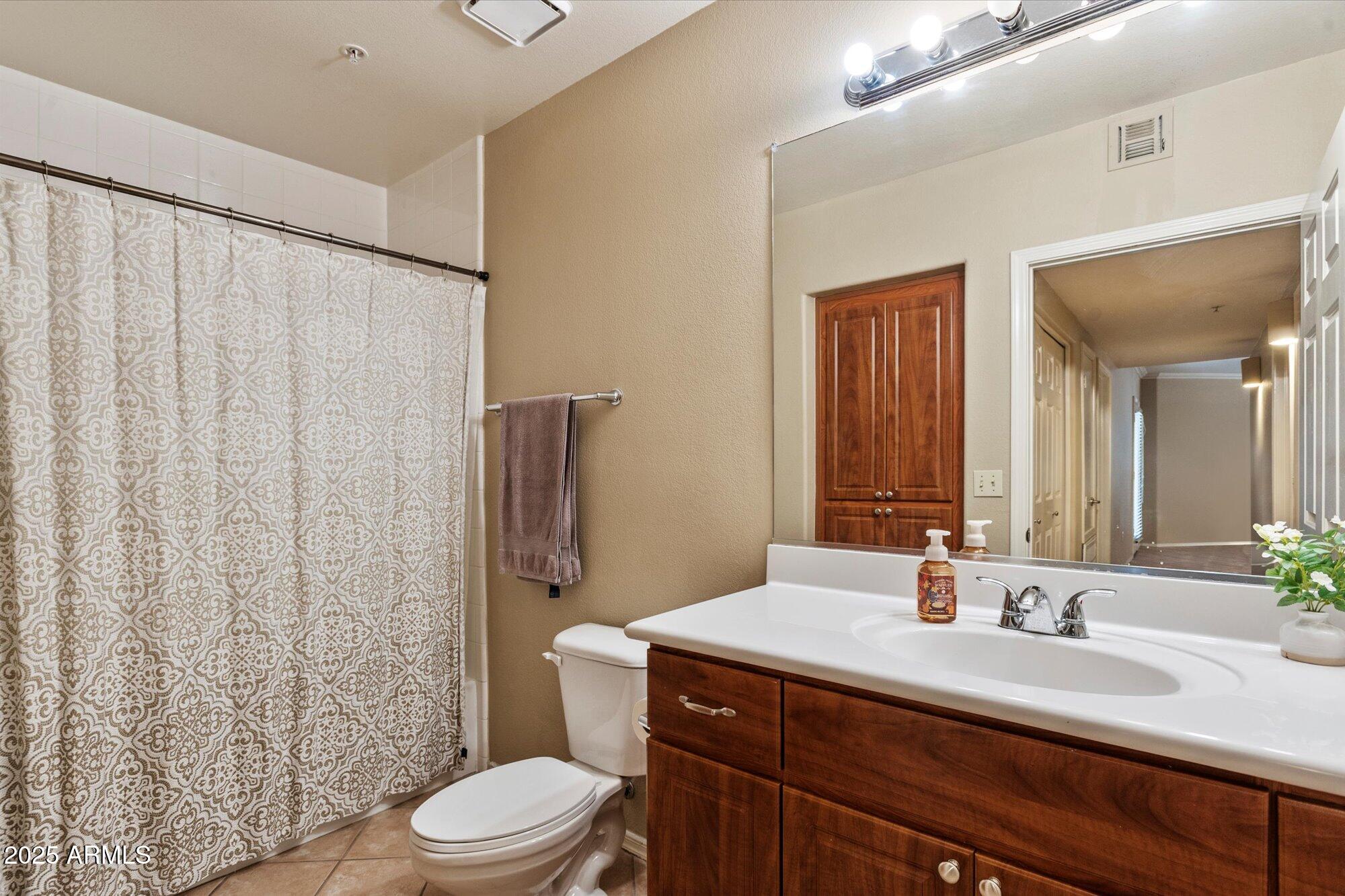 7575 E INDIAN BEND Road, 1007