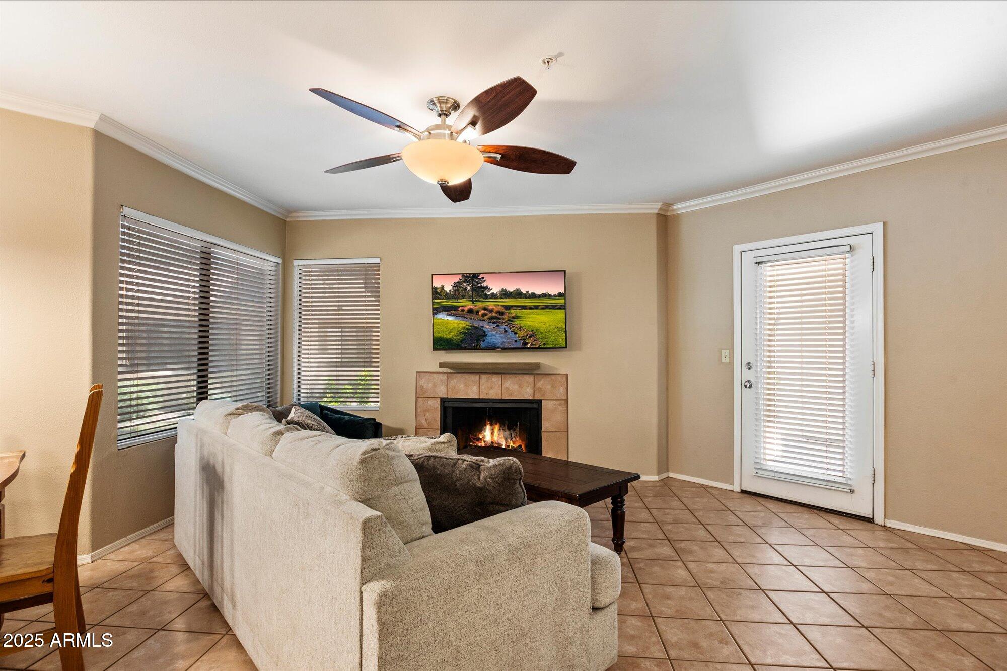 7575 E INDIAN BEND Road, 1007