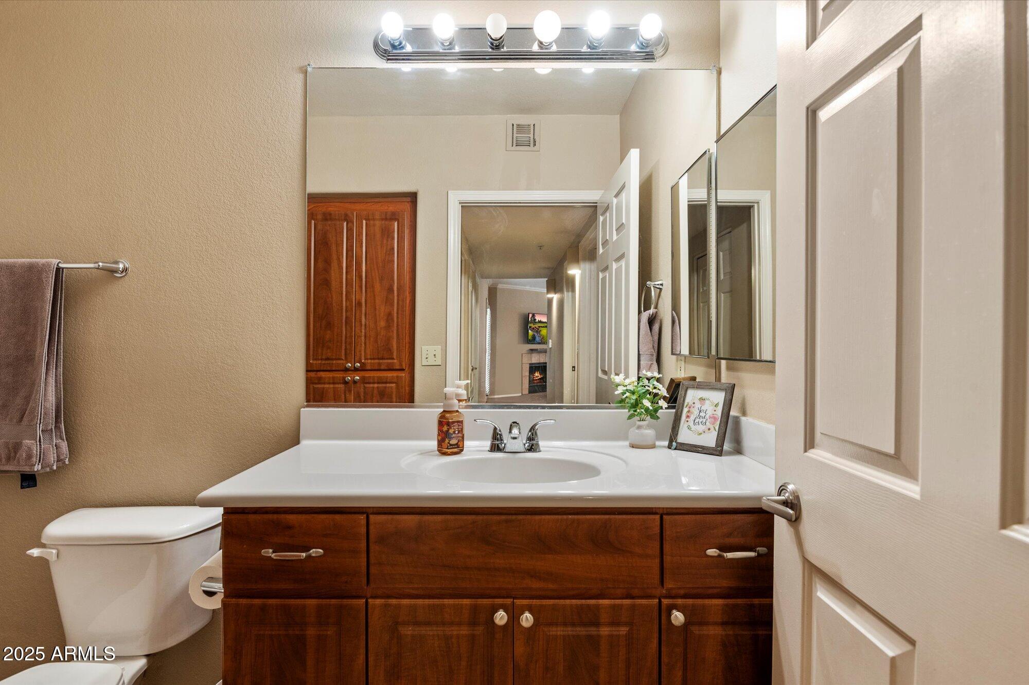 7575 E INDIAN BEND Road, 1007