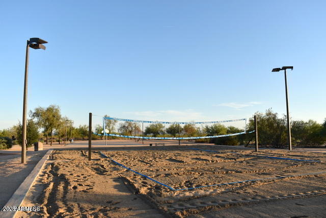 4714 E PRICKLY PEAR Trail
