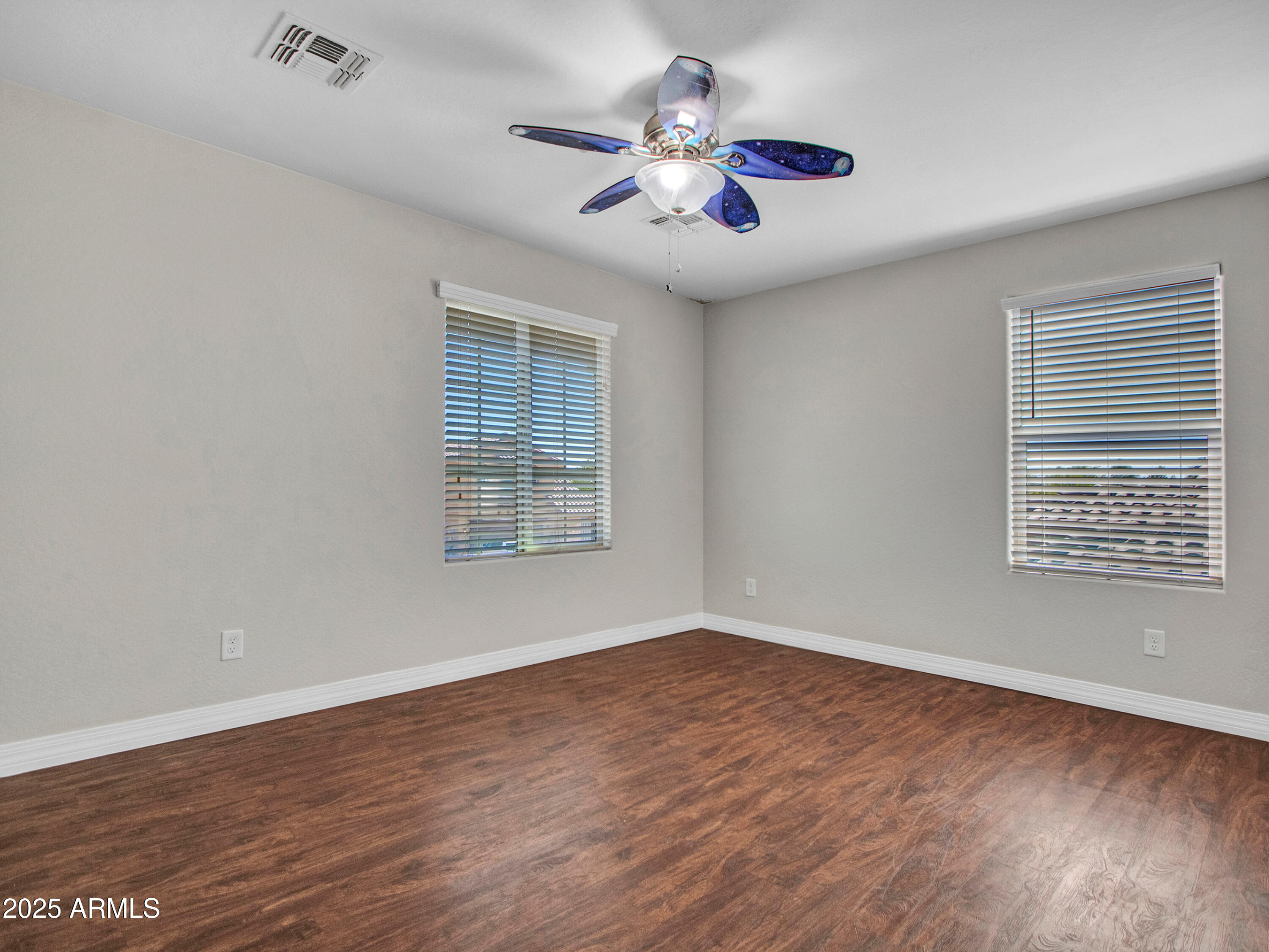 22630 N CANDLELIGHT Court