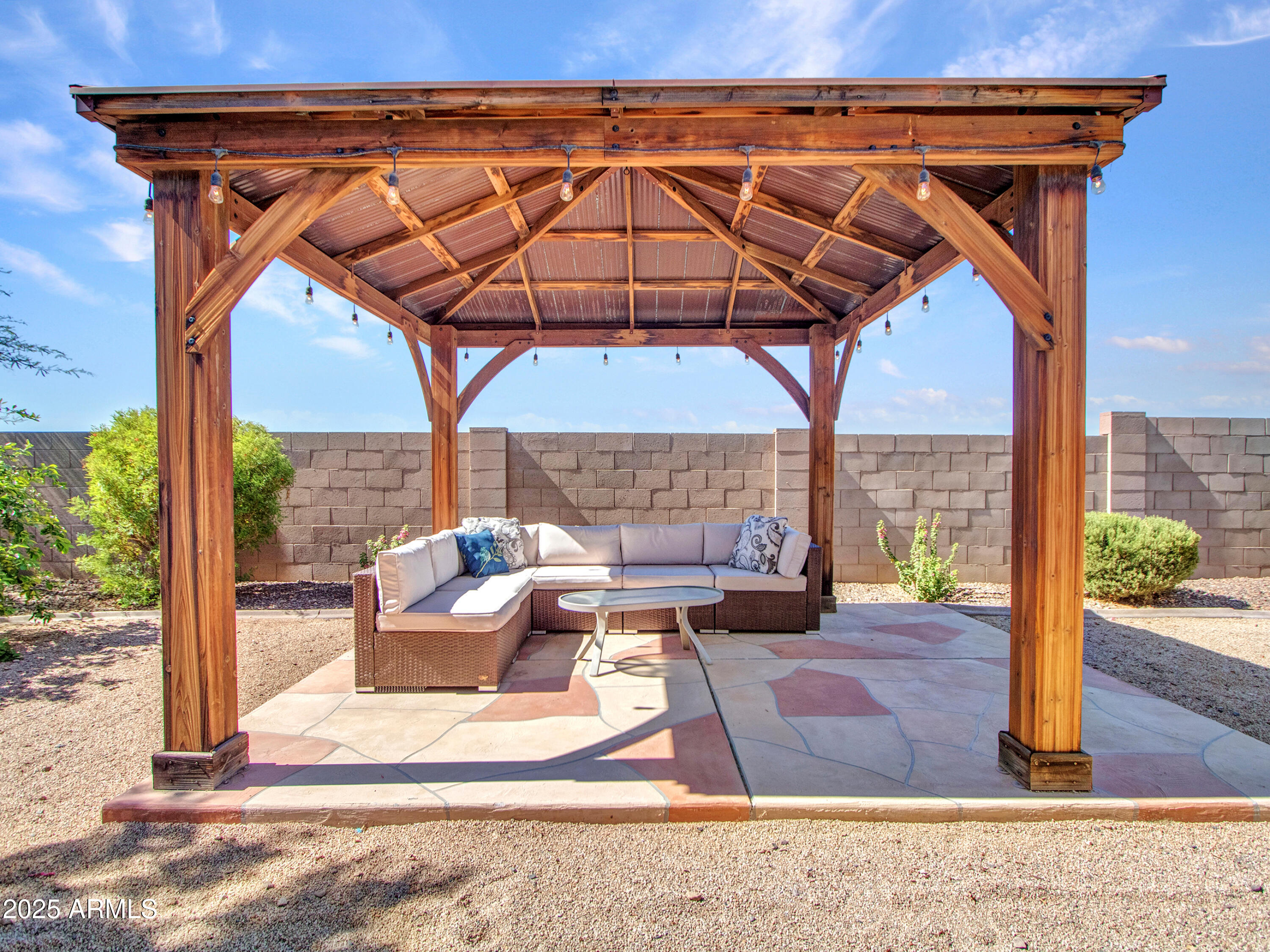 22630 N CANDLELIGHT Court