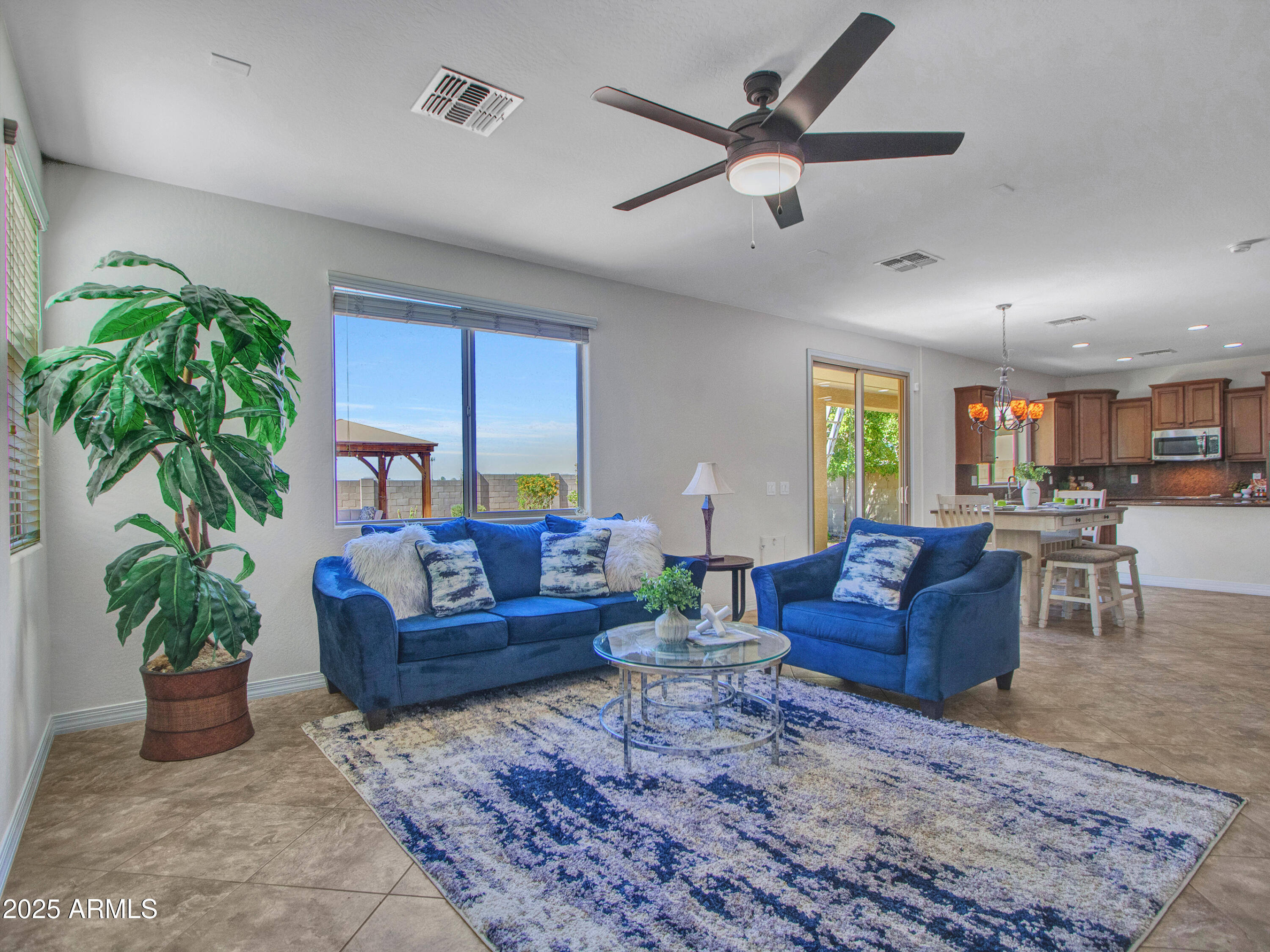 22630 N CANDLELIGHT Court