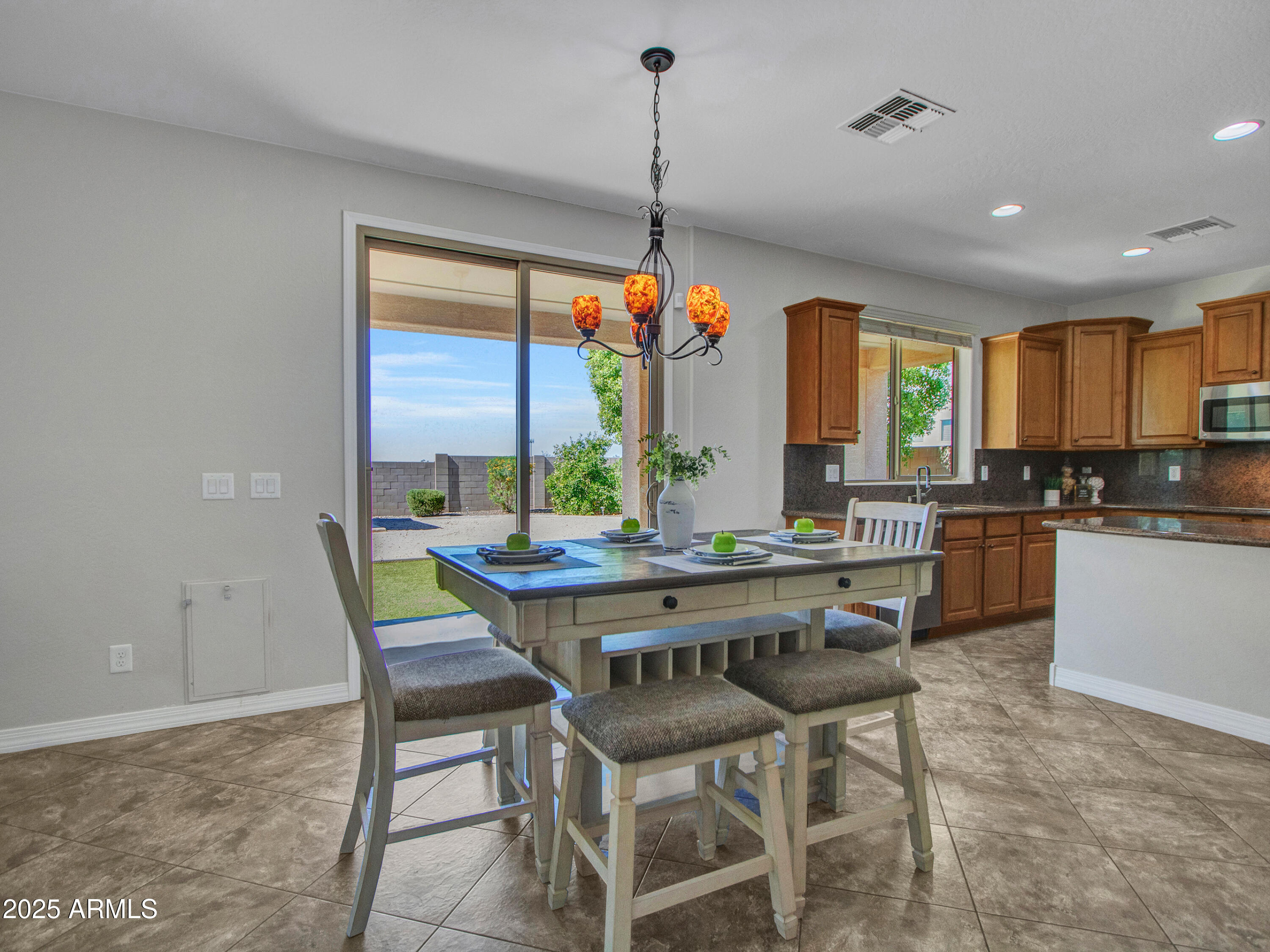 22630 N CANDLELIGHT Court