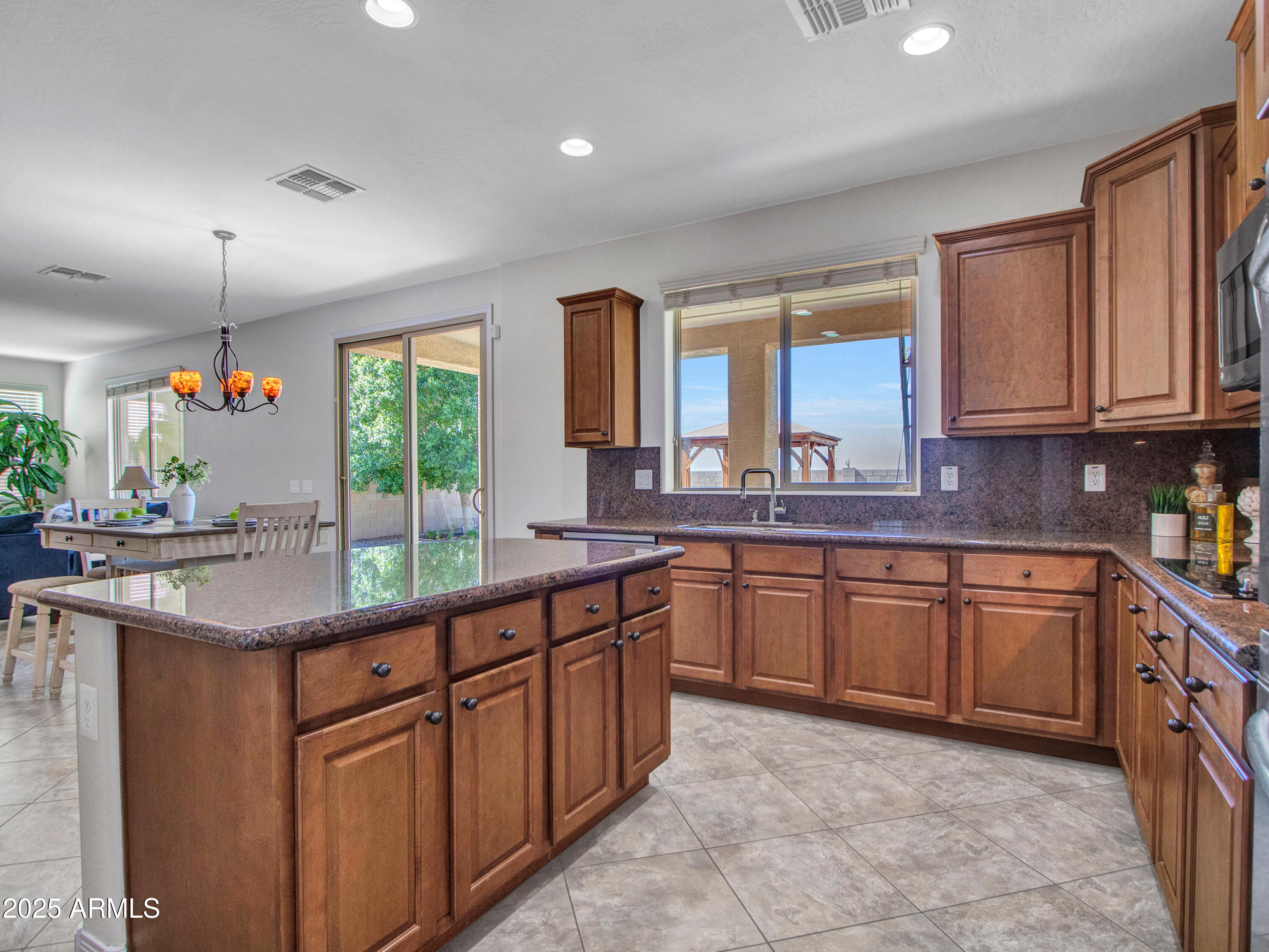 22630 N CANDLELIGHT Court