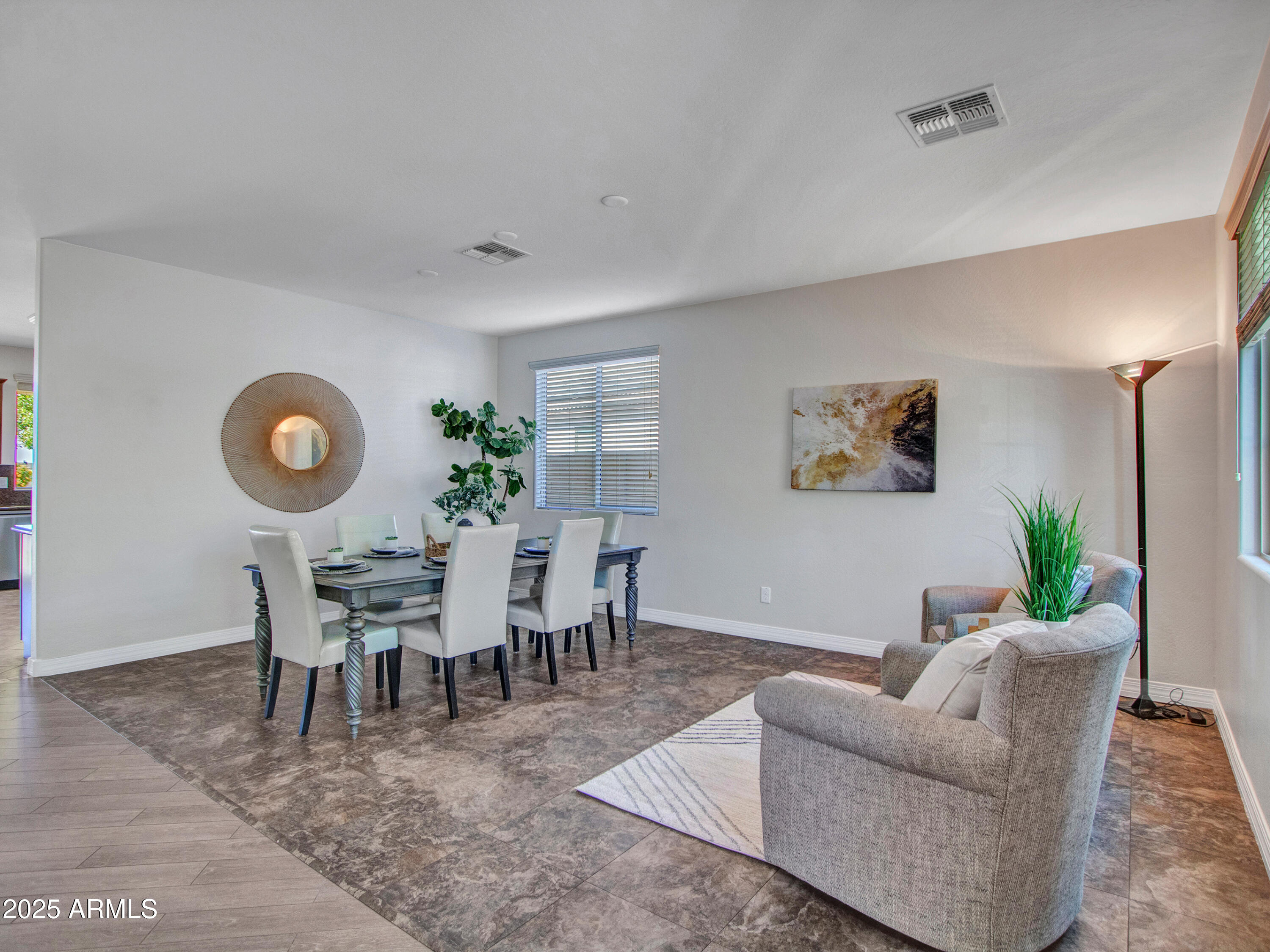 22630 N CANDLELIGHT Court