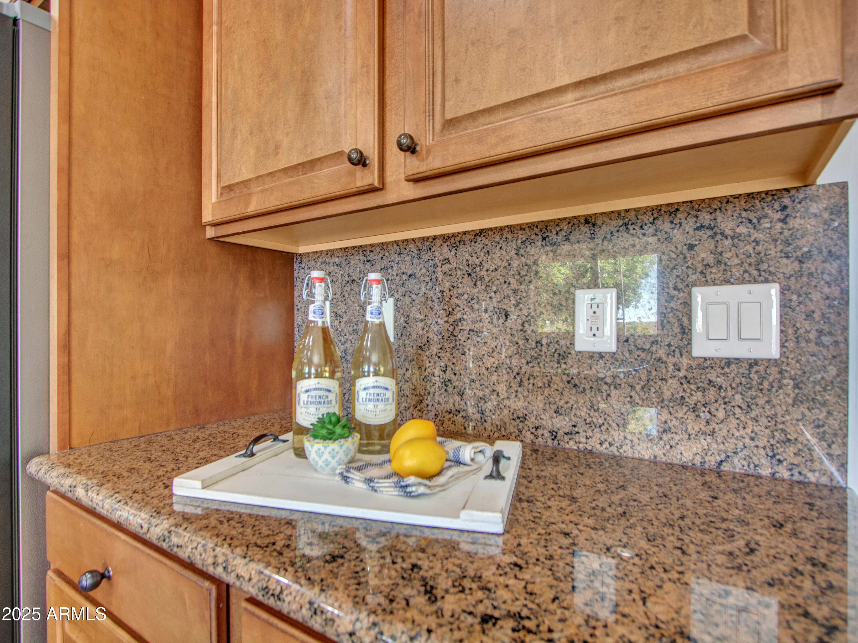 22630 N CANDLELIGHT Court