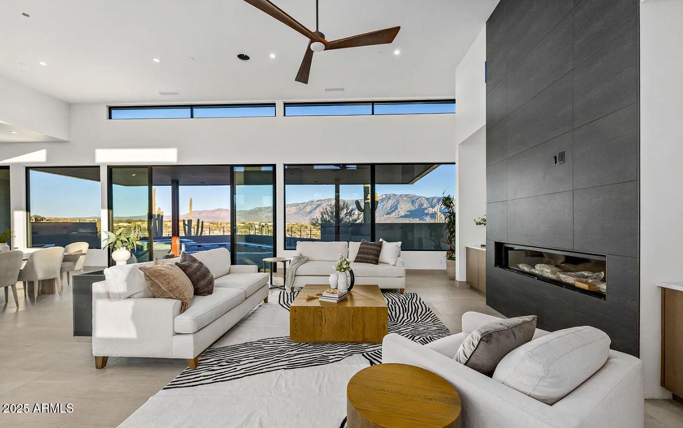 7900 E CRISSCROSS Way, Cave Creek