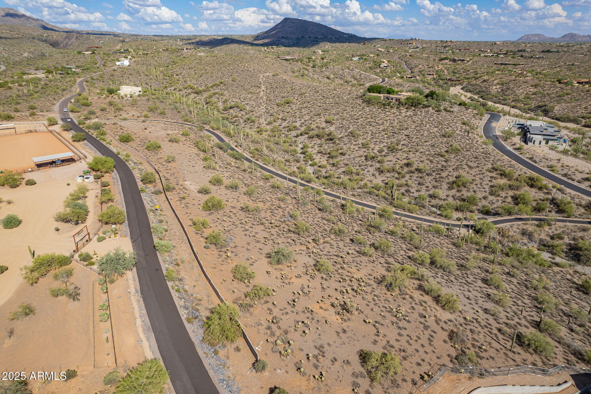 7900 E CRISSCROSS Way, 3B, Cave Creek Unit: 3B