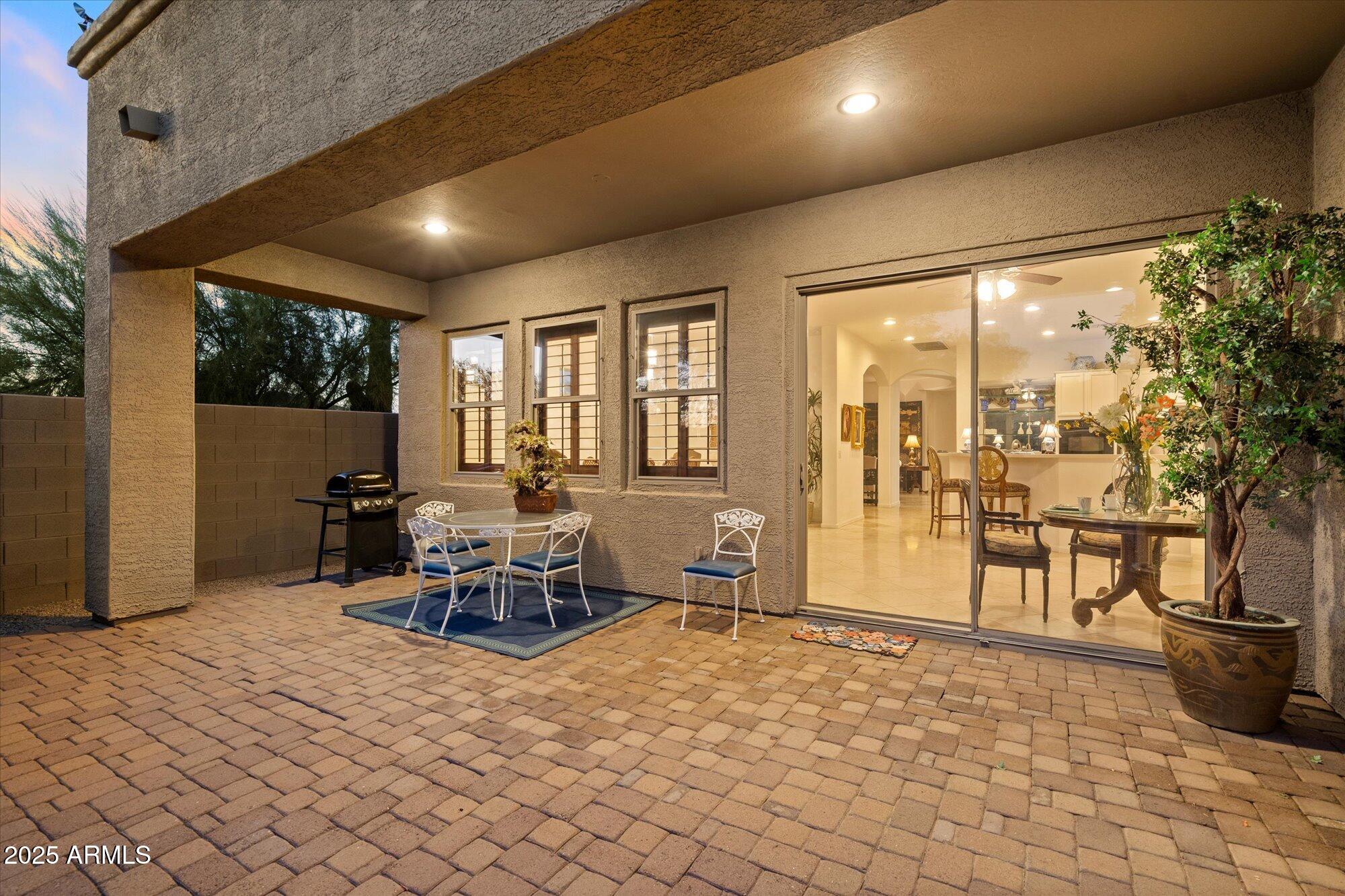 3969 E Navigator Lane