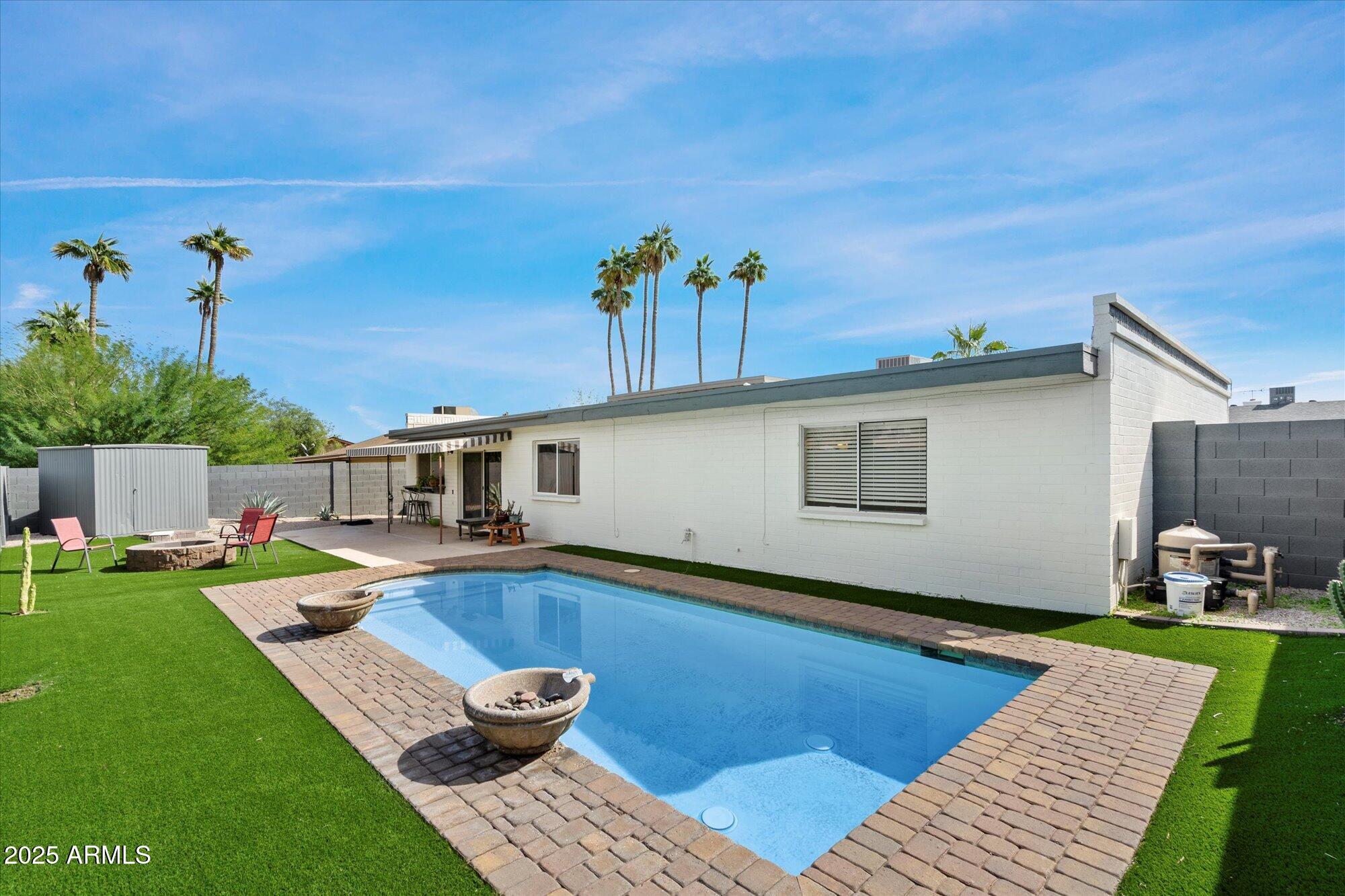 4216 E SAN GABRIEL Avenue