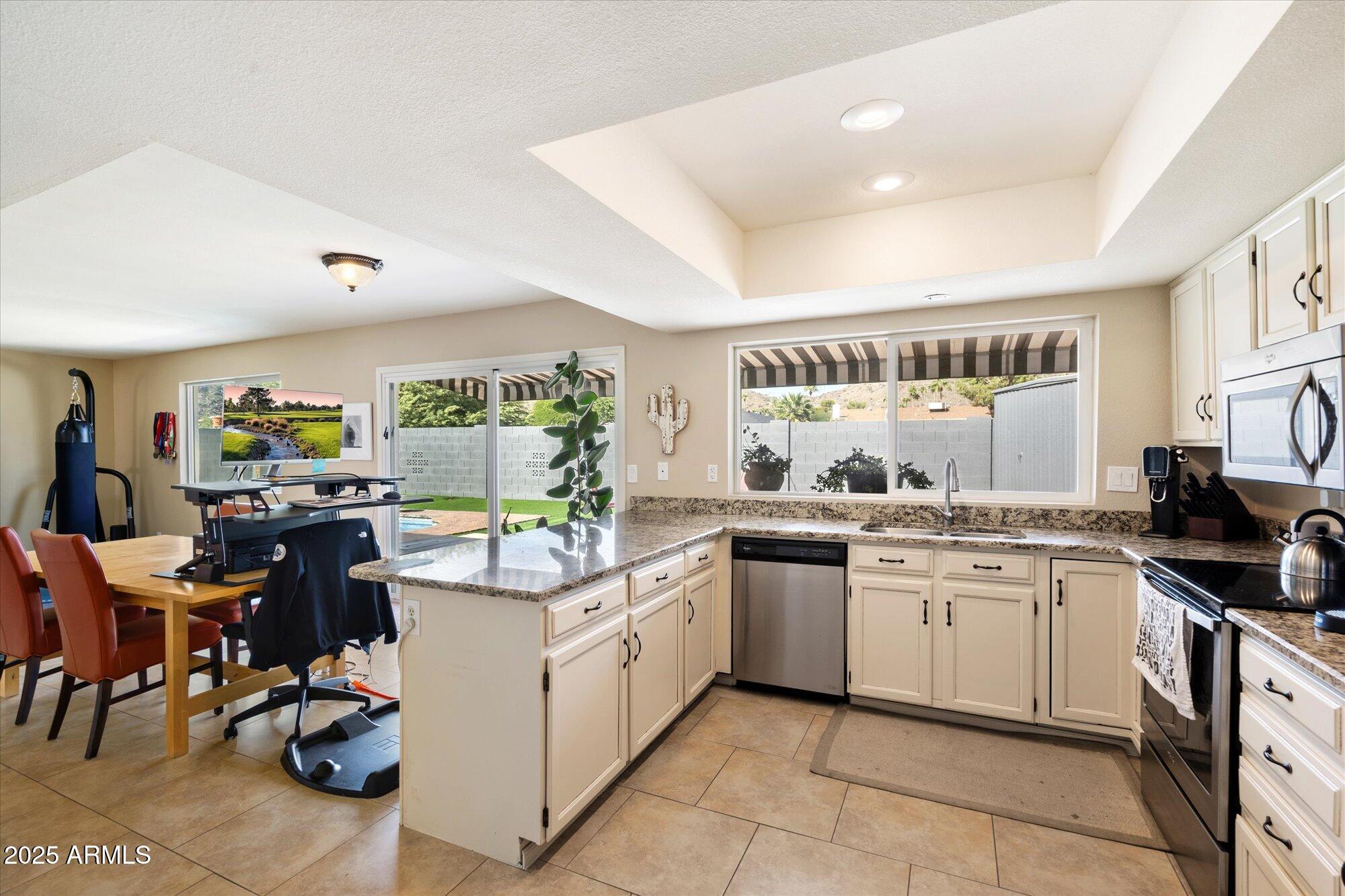 4216 E SAN GABRIEL Avenue