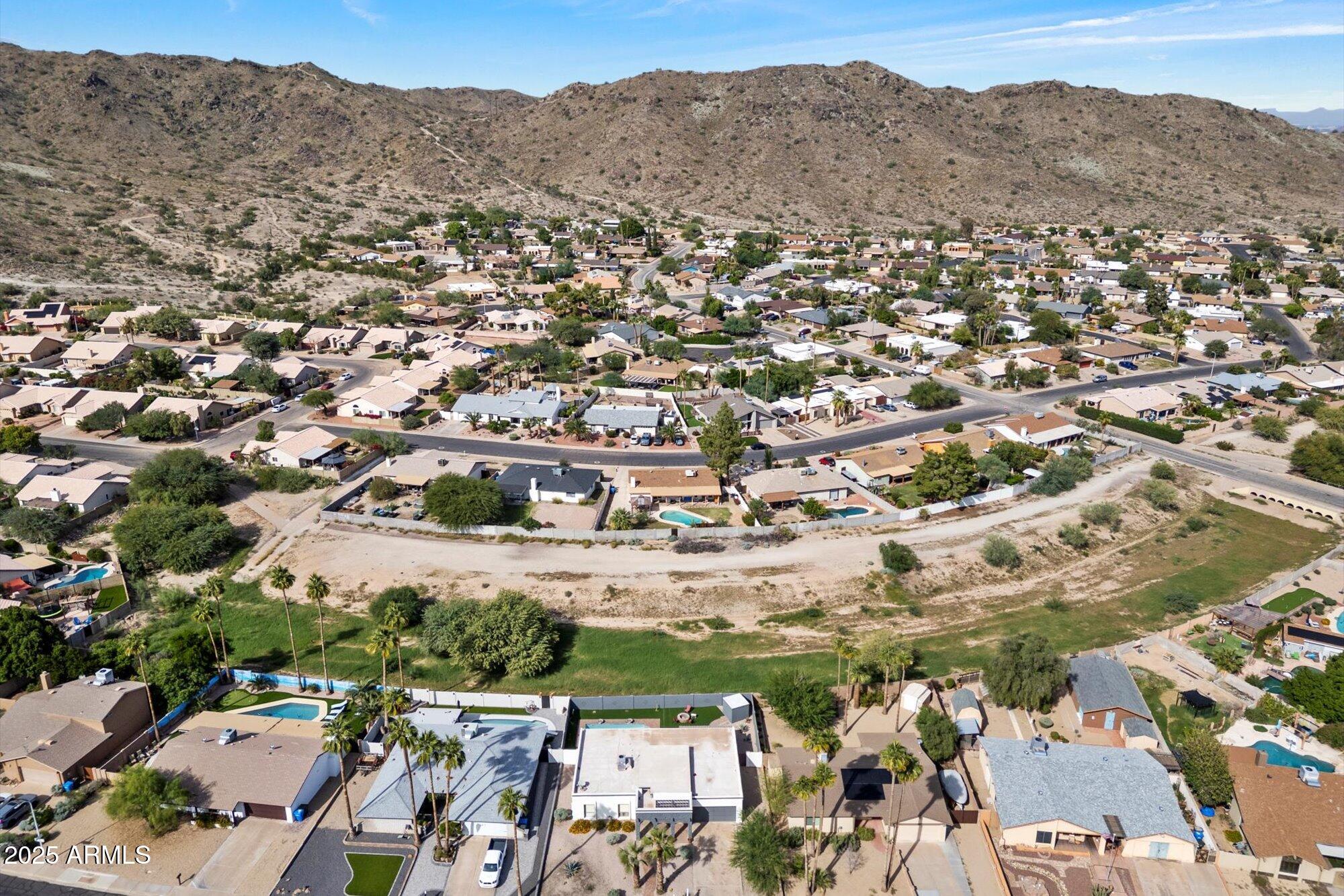 4216 E SAN GABRIEL Avenue